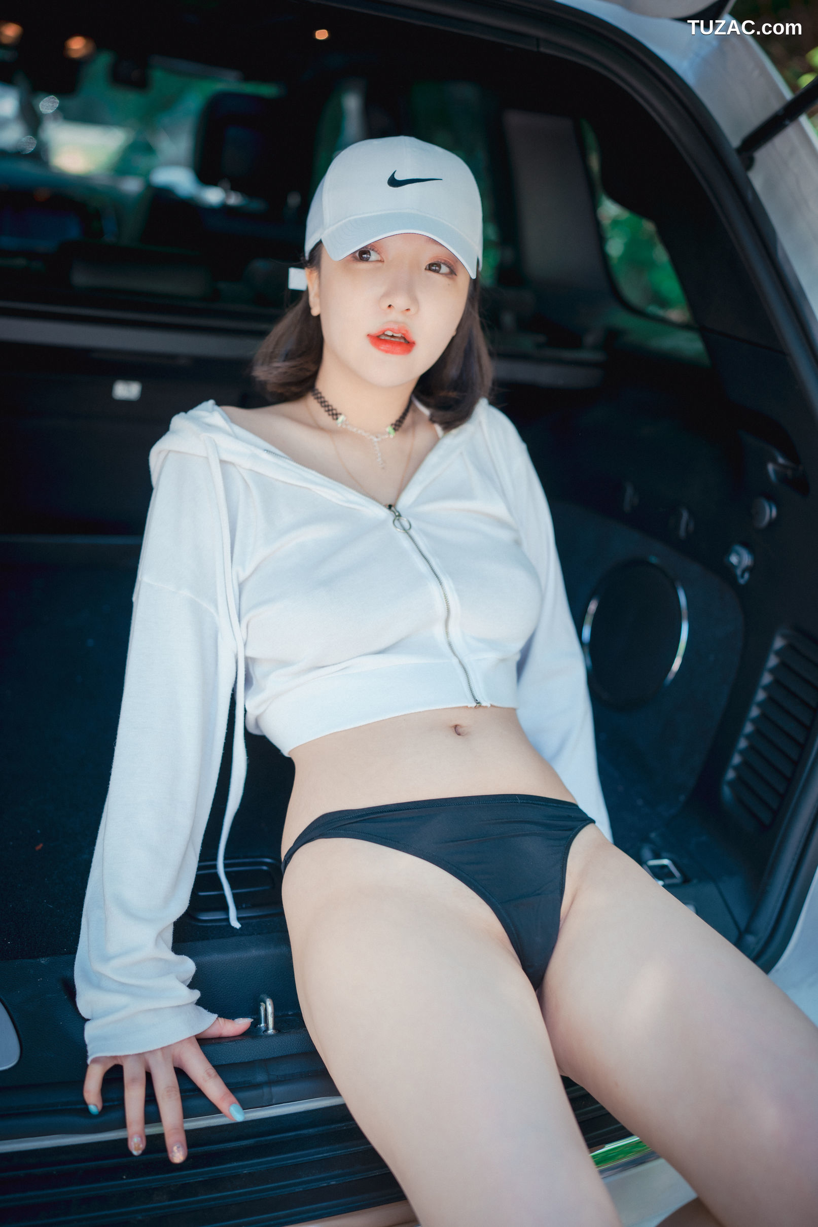 韩国美女-孙乐乐-Son-YeEun-色色的户外旅行-下卷-Naughty-Trekking