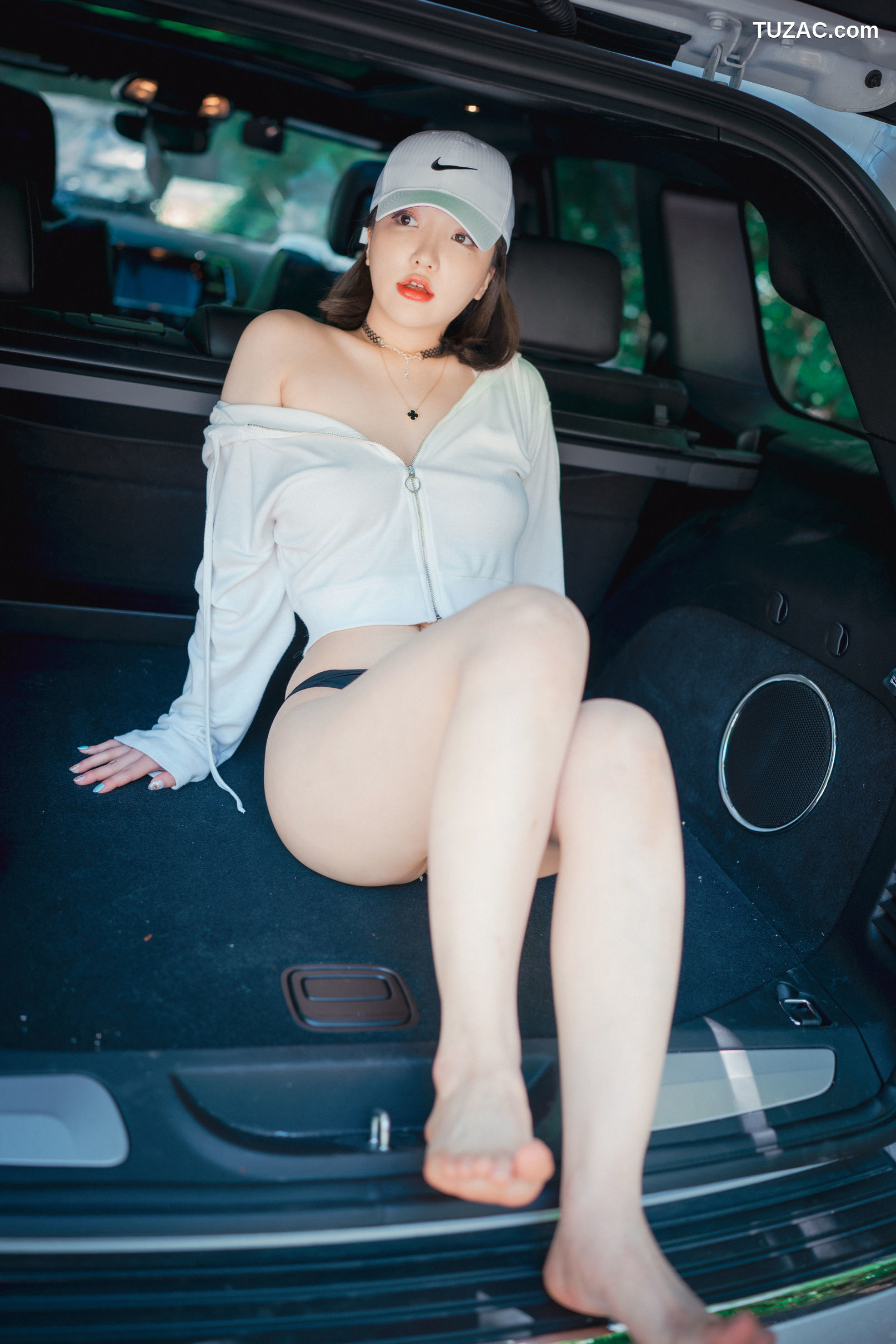 韩国美女-孙乐乐-Son-YeEun-色色的户外旅行-下卷-Naughty-Trekking