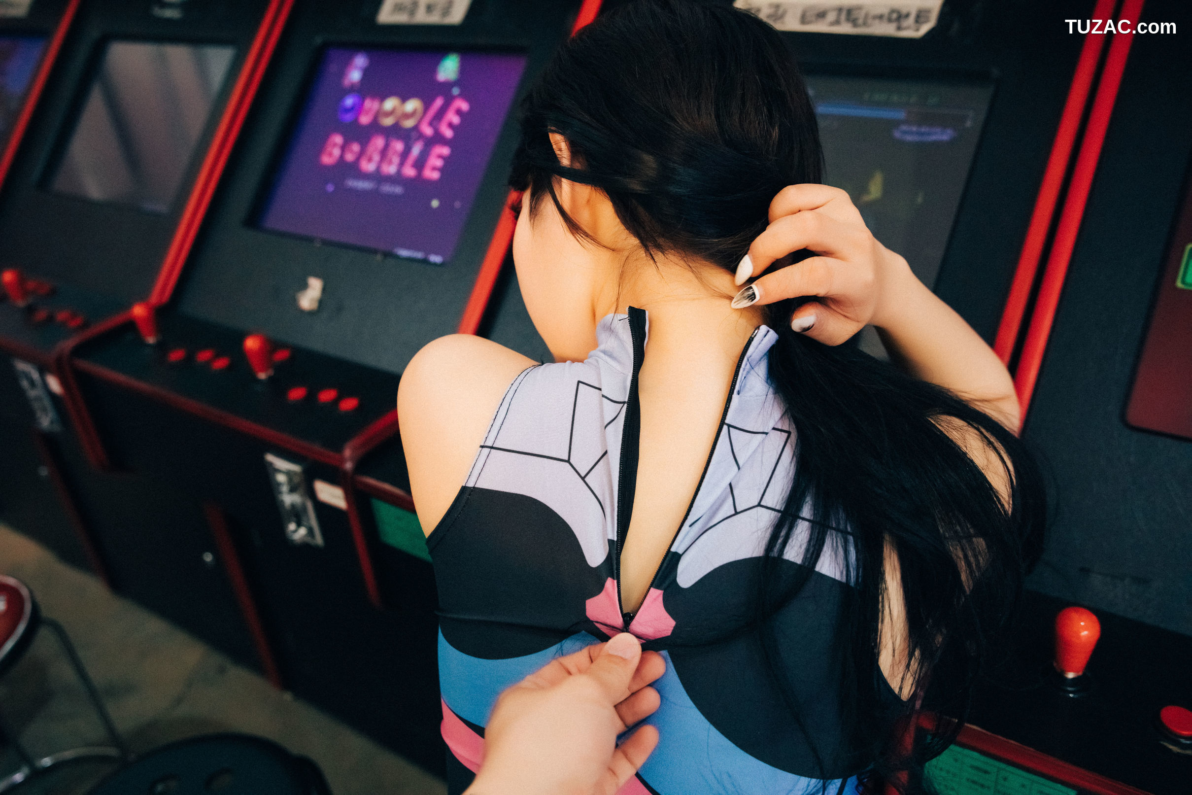 韩国美女-琪雅-Zia-街机游戏厅里的性感少女-Oraksil-Loozy