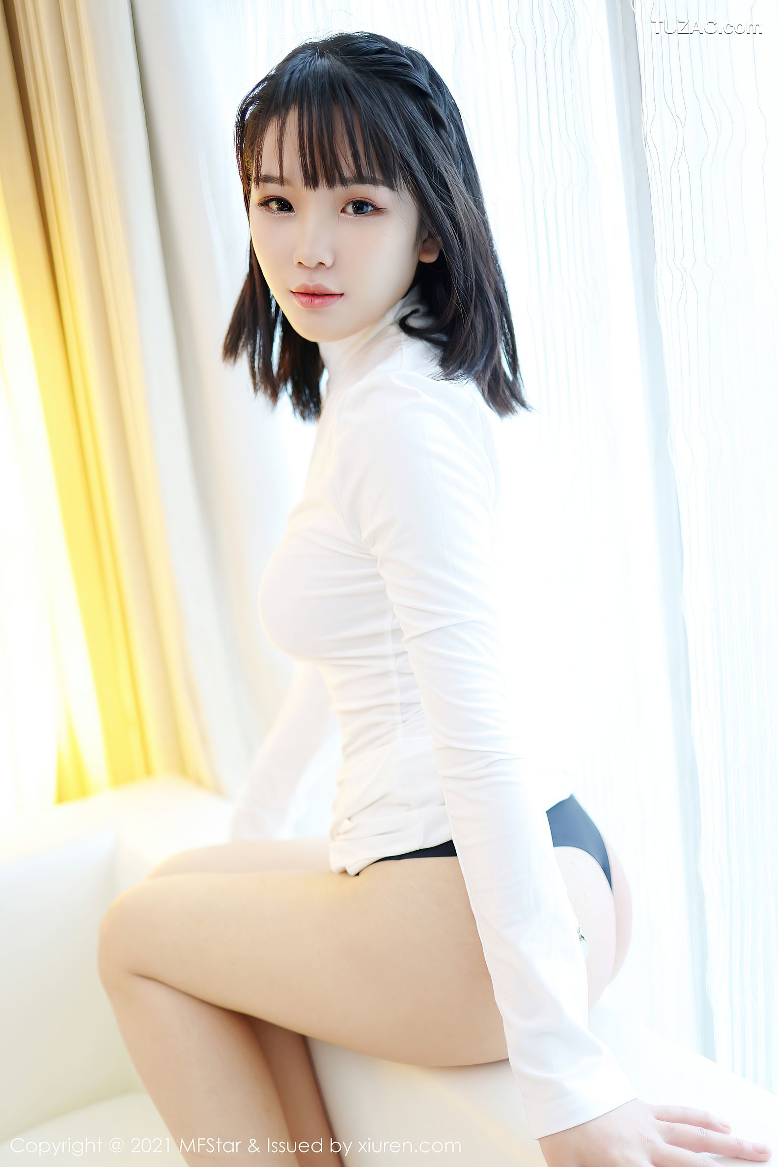 MFStar模范学院-473-果果吖-白色服饰黑色内裤-2021.03.24