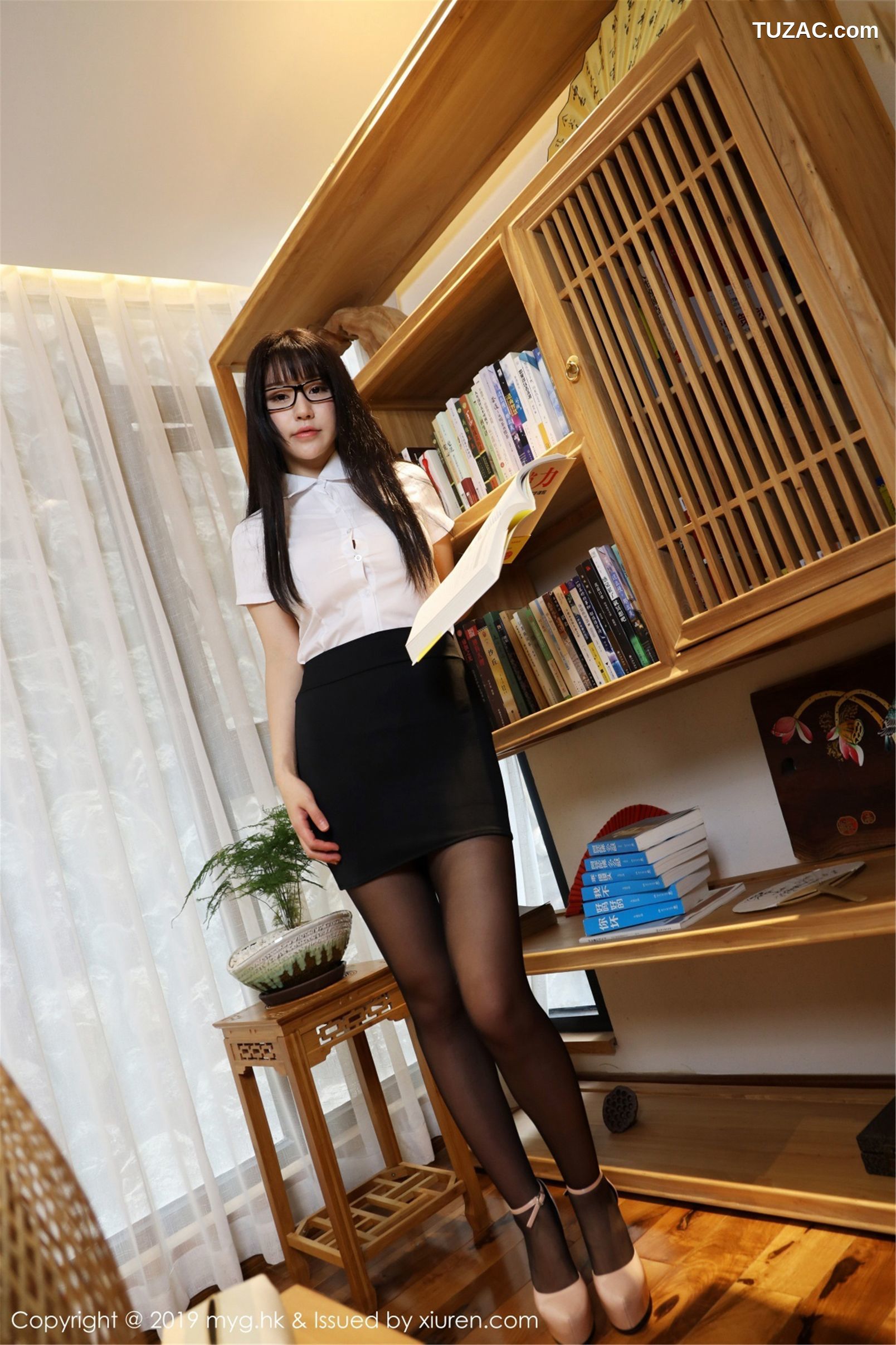 MyGirl美媛馆-368-朱可儿-《秘书黑丝眼镜OL系列》-2019.07.12