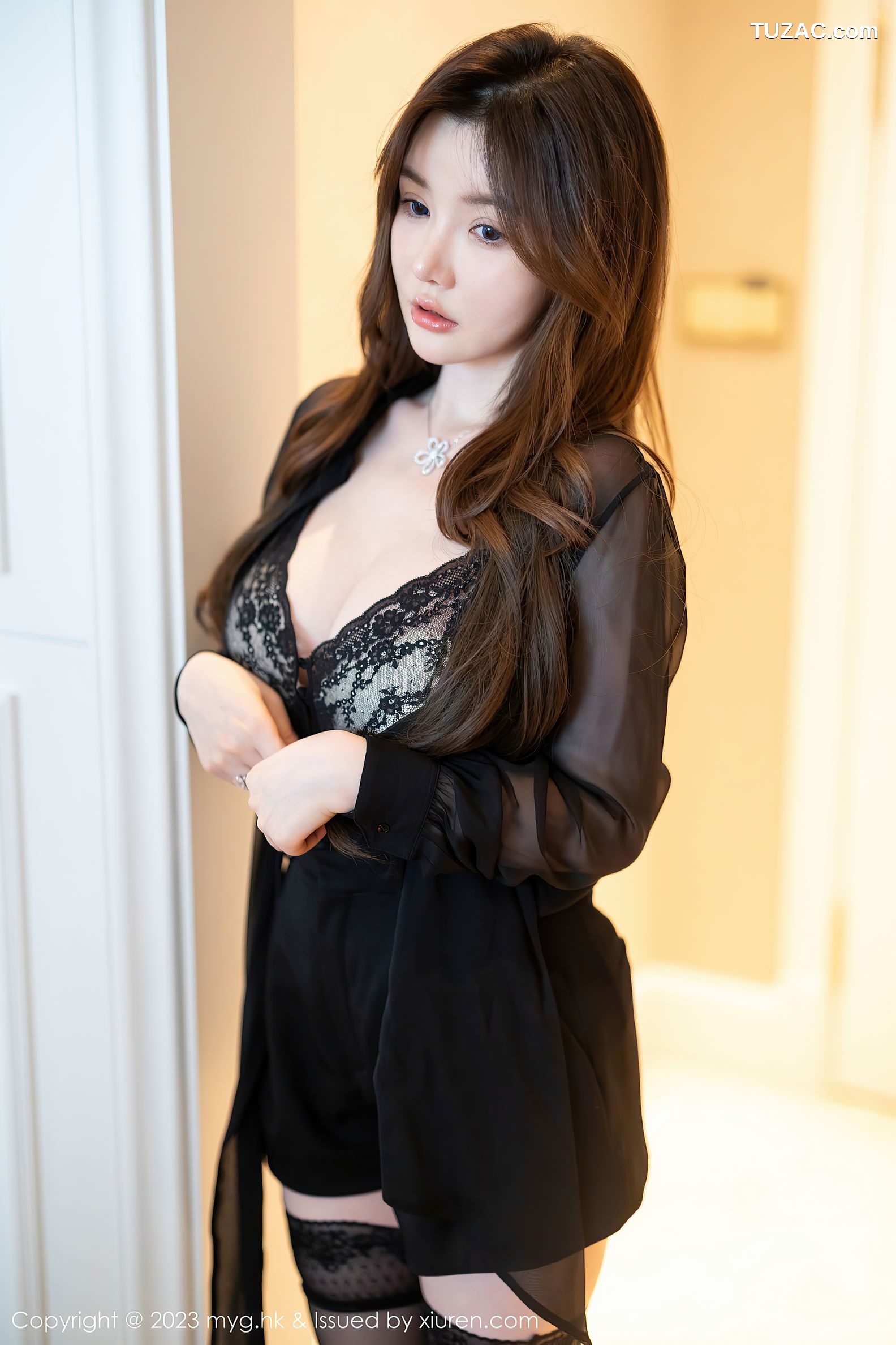 MyGirl美媛馆-649-糯美子-澳门旅拍-黑色服饰黑色蕾丝内衣黑丝-2023.03.10