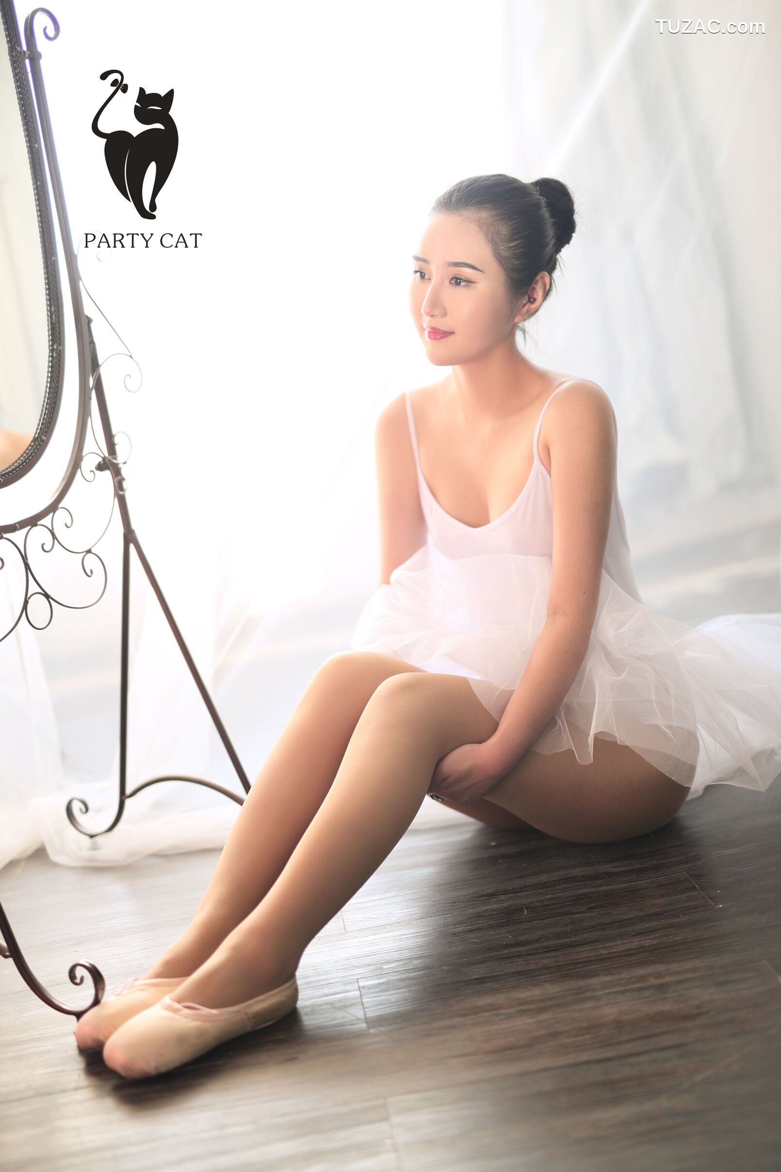 PartyCat轰趴猫-Vol.028-阳光-2017.12.25
