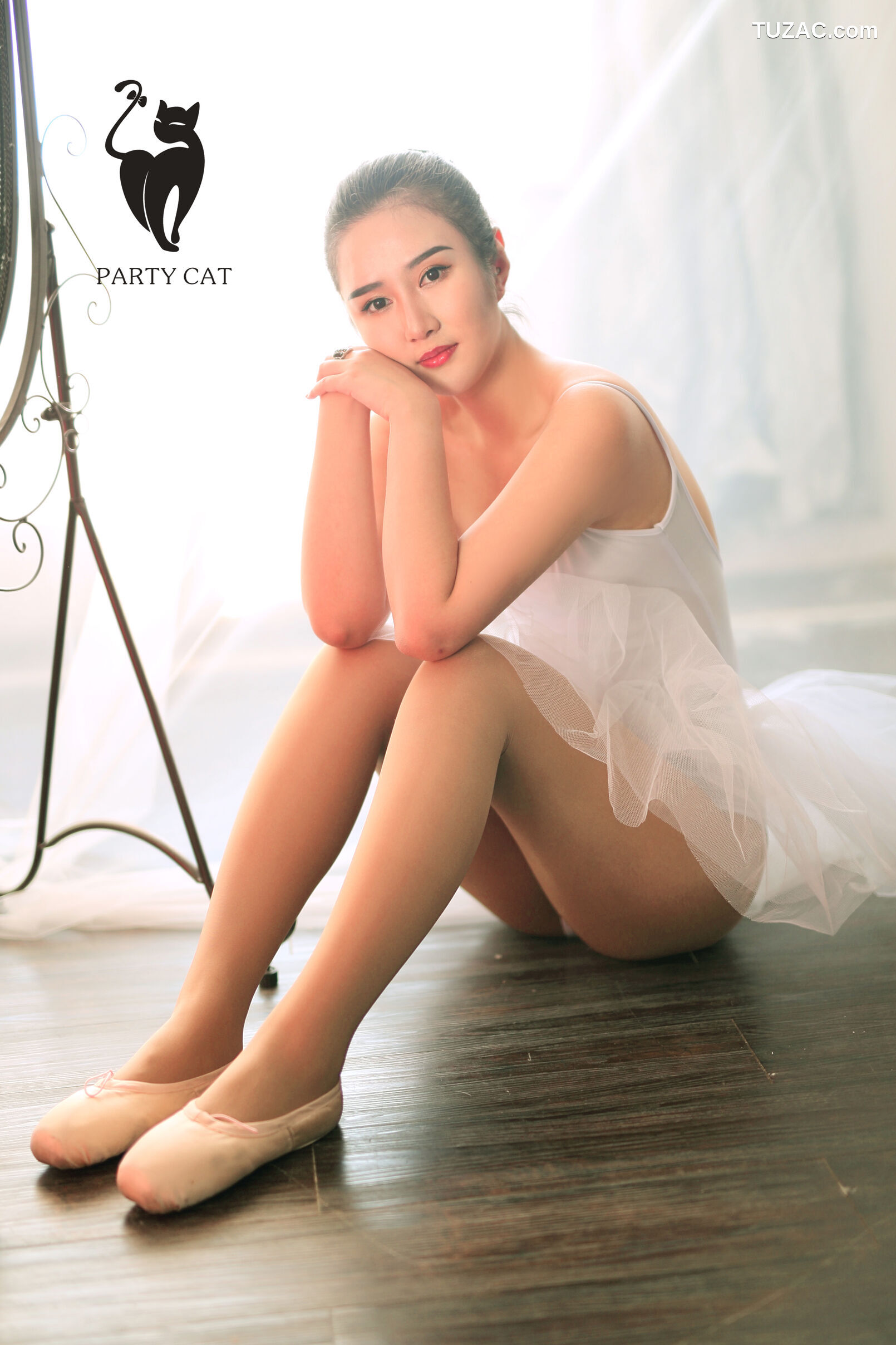 PartyCat轰趴猫-Vol.028-阳光-2017.12.25