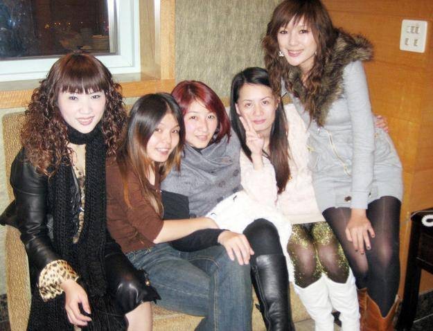 带你走进夜场看骚妹子们妩媚的表情[217P]