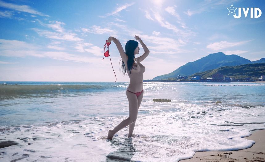 [时效资源]JVID写真木木森的比基尼全裸沙滩撸至深套图视频[112P/1V/148M]