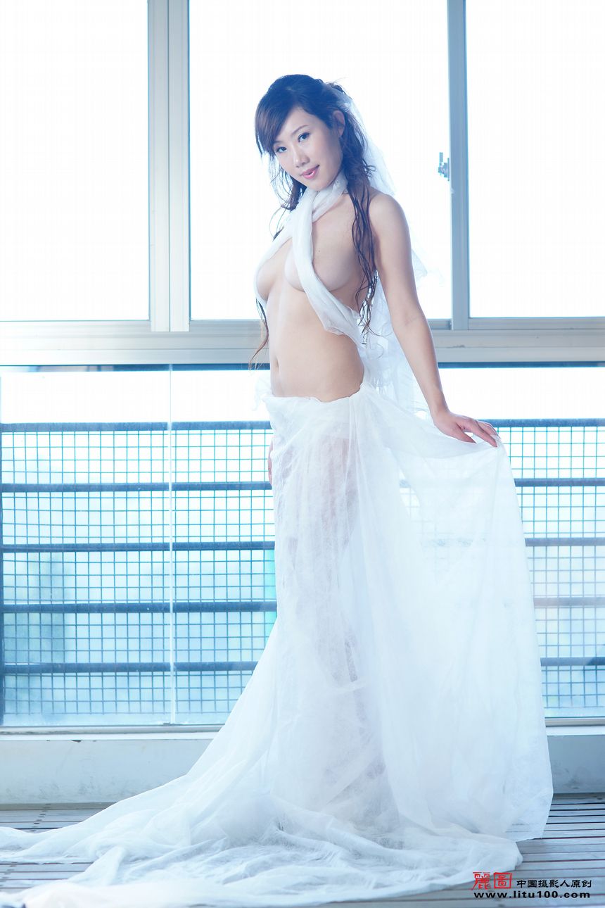 极品美模蓝衣私拍无圣光套图[59P]