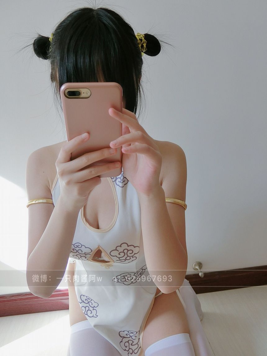 极品萝莉网红一只酱阿旗袍无圣光套图[118P]