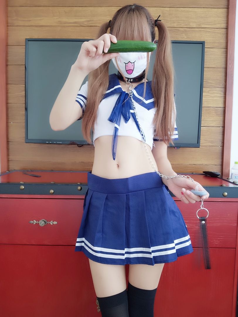 极品萝莉网红软萌小仙儿之水手服小黄瓜无圣光套图