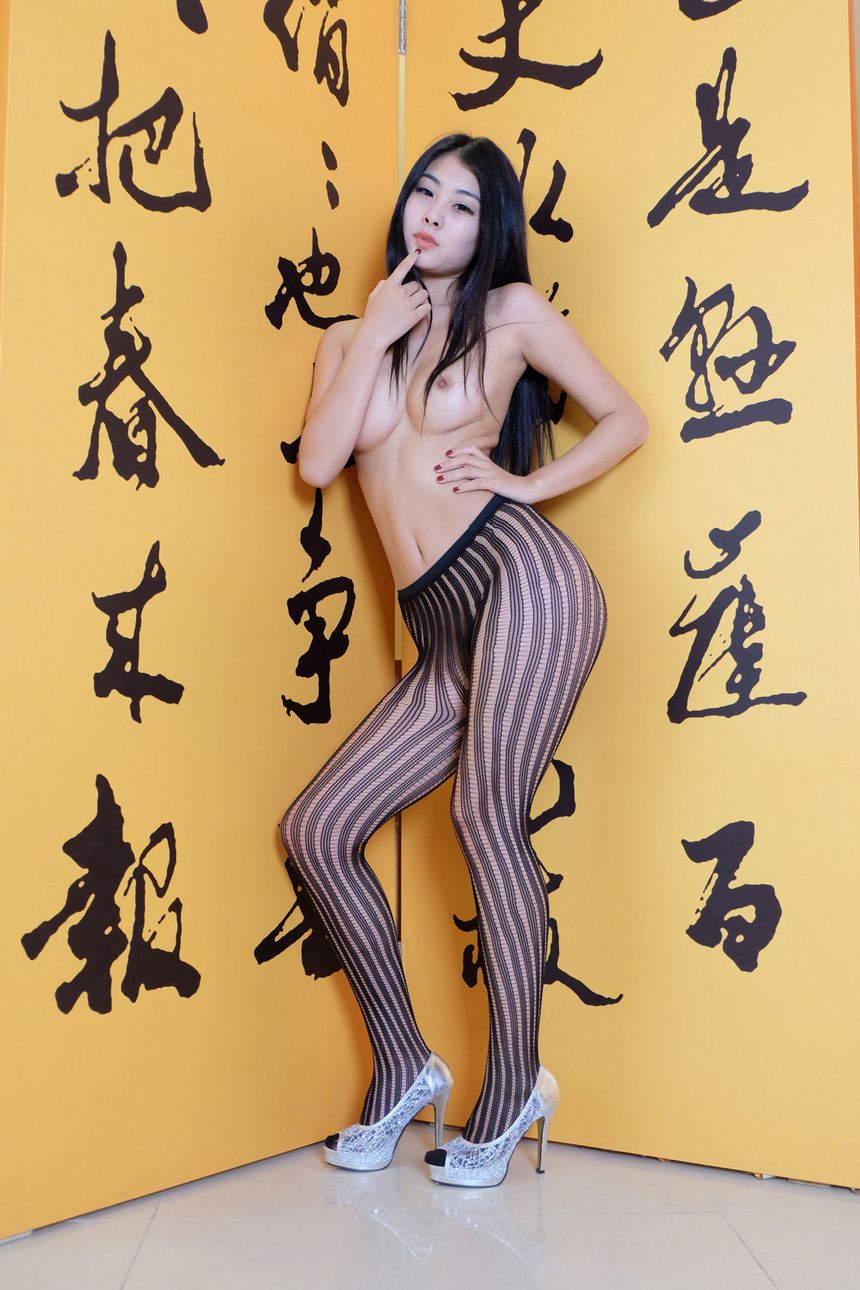 精品美模小静私拍无圣光套图（二）[124P]