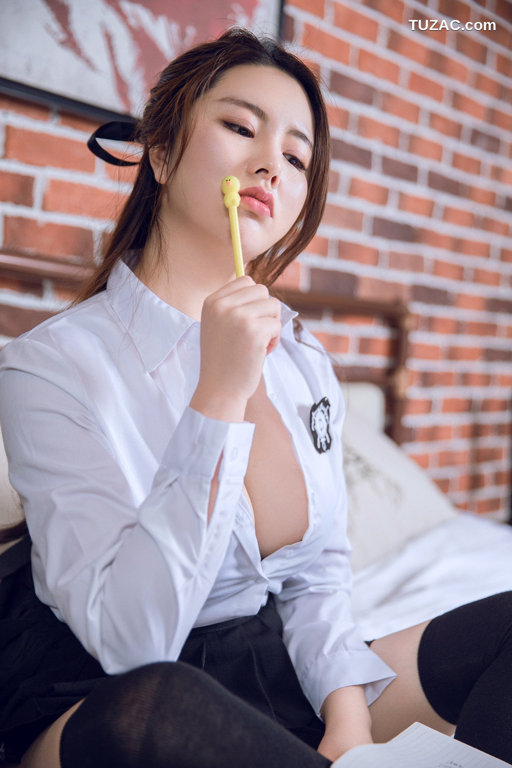 TouTiao头条女神-2019.02.10-娜露-《不要吃兔兔》