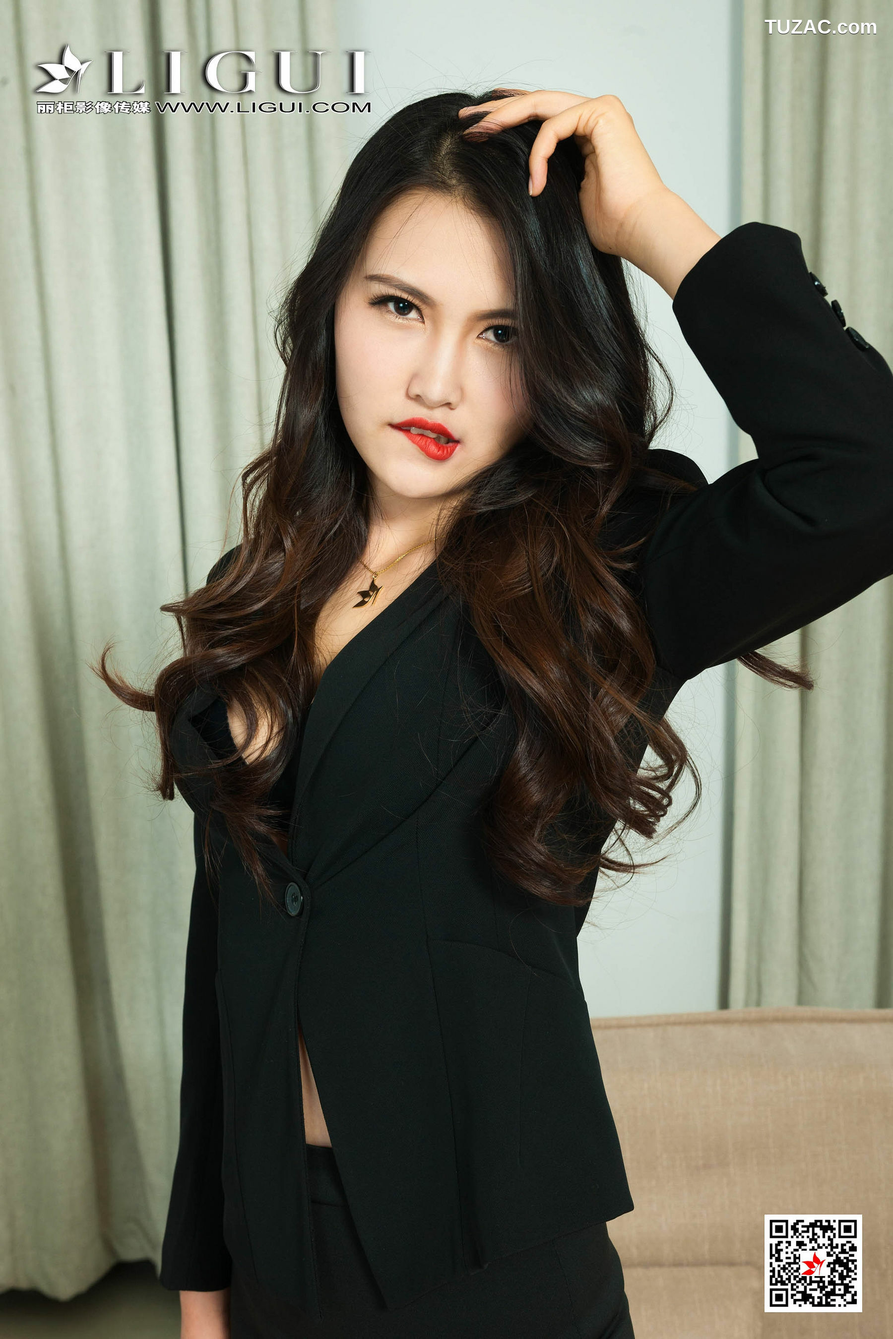丽柜_ Model 安安 《丝袜蕾丝情》 写真集[72P]