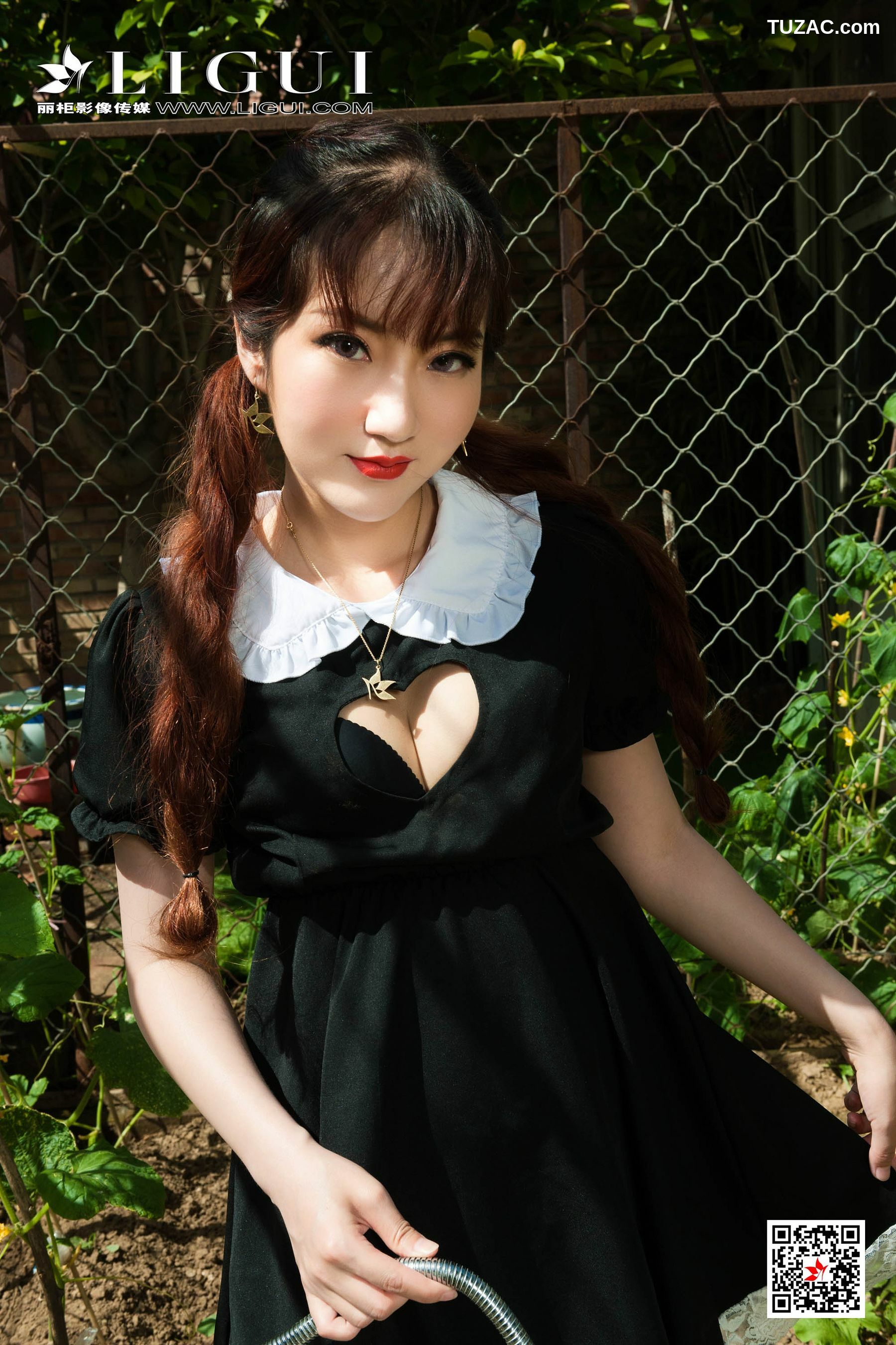 丽柜_ Model 汐汐 《泥士丝足情》 写真集[61P]