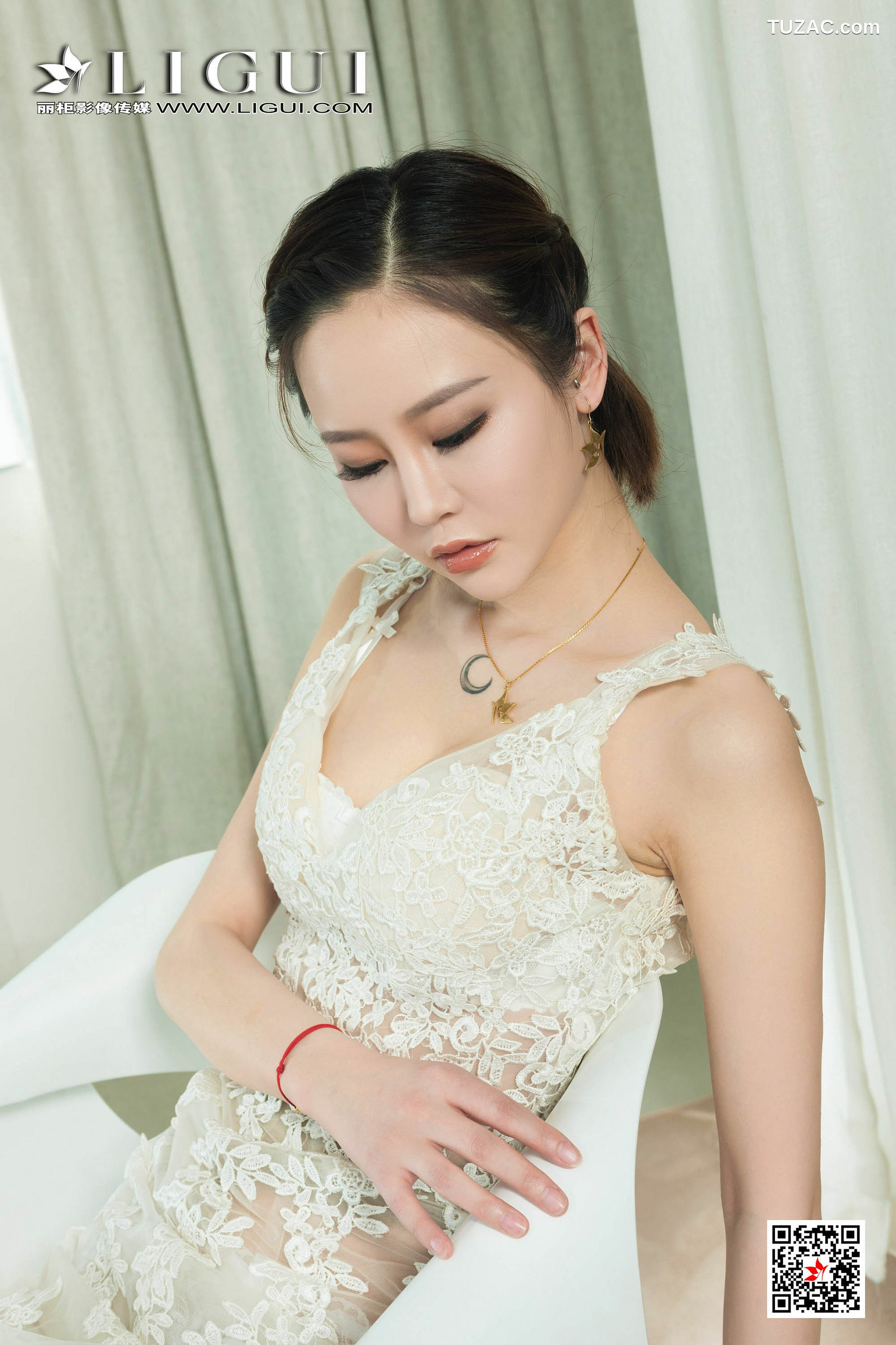 丽柜_ Model 洋洋 《婚纱美束》 写真集[72P]