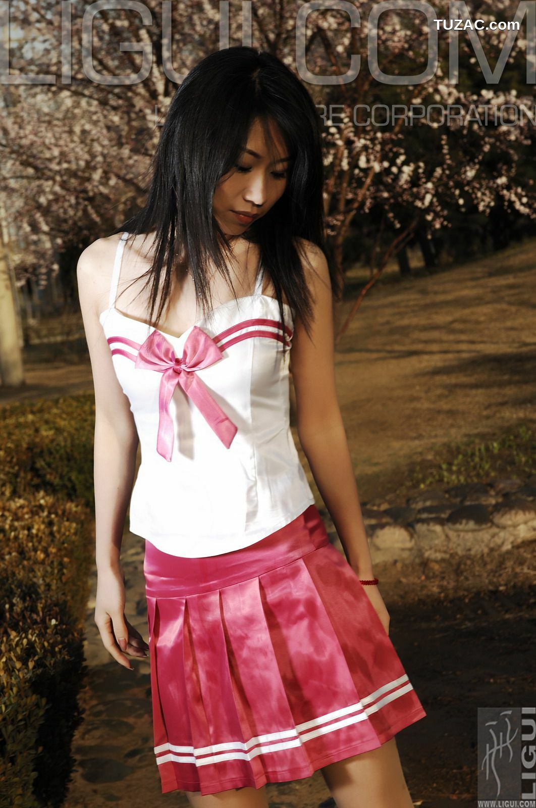 丽柜_ Model 海伦《春天來了》丝足写真图片[40P]