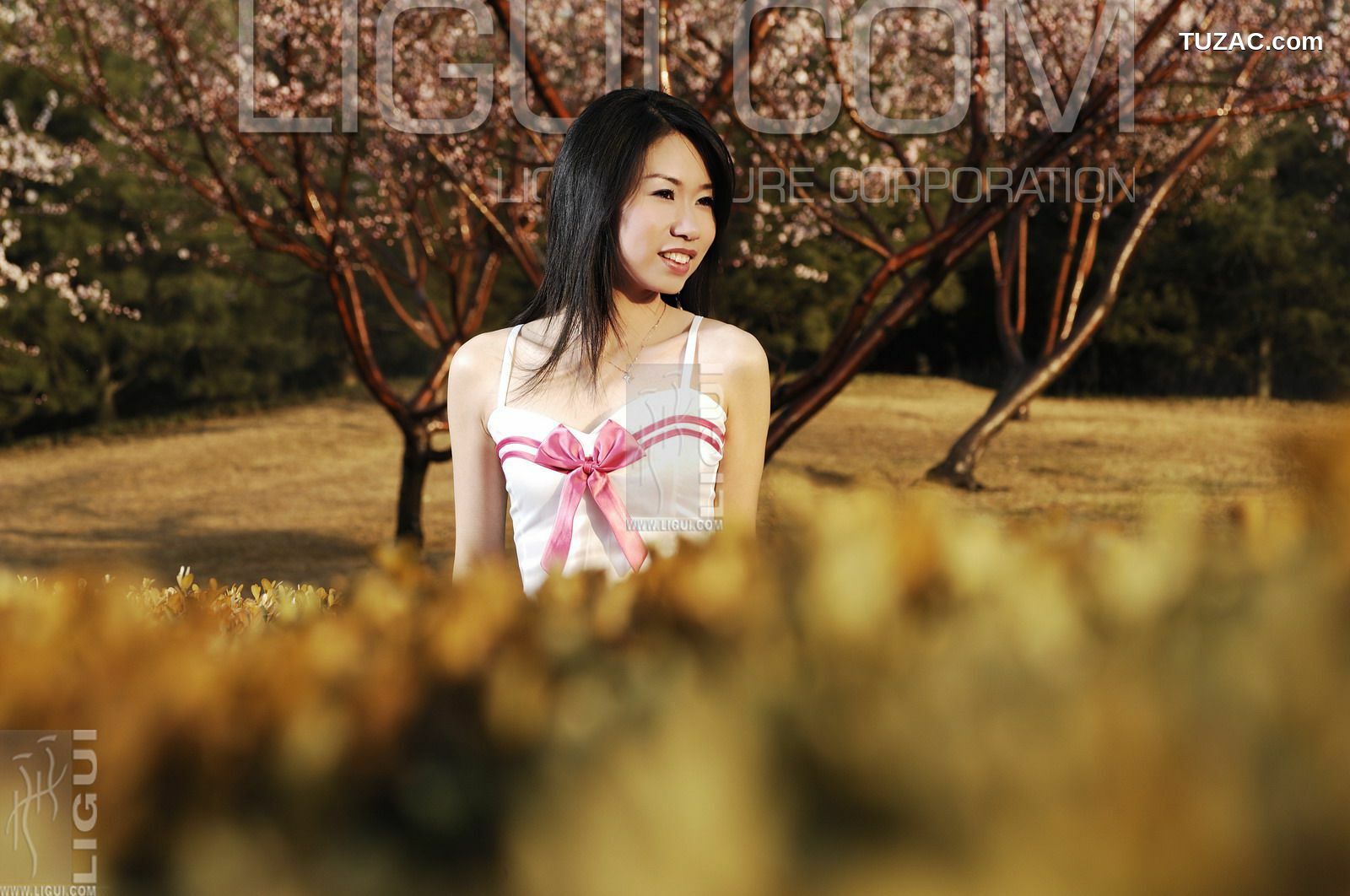丽柜_ Model 海伦《春天來了》丝足写真图片[40P]