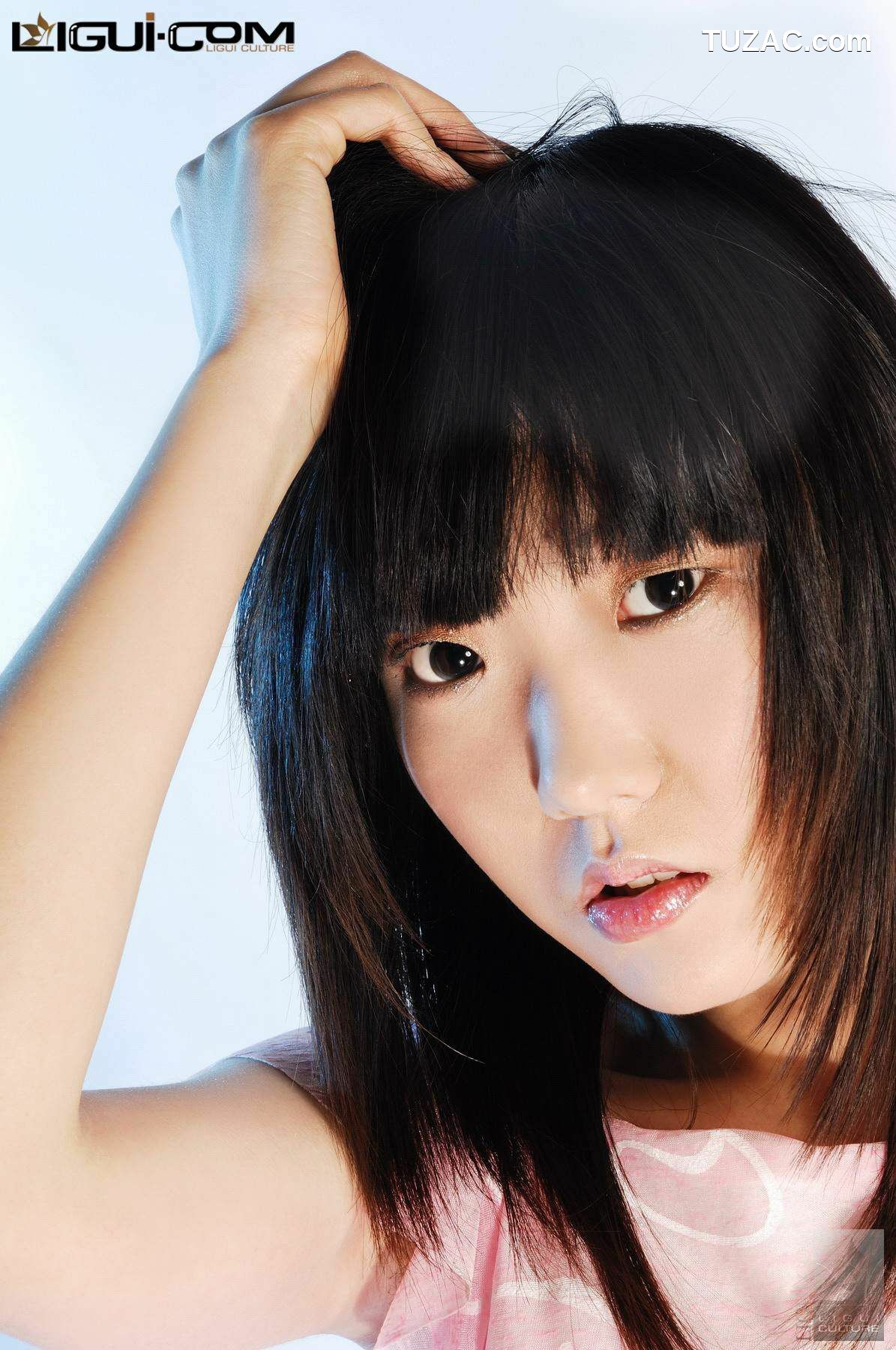 丽柜_ Model 猫柯希《白丝淡雅》丝足写真图片[27P]