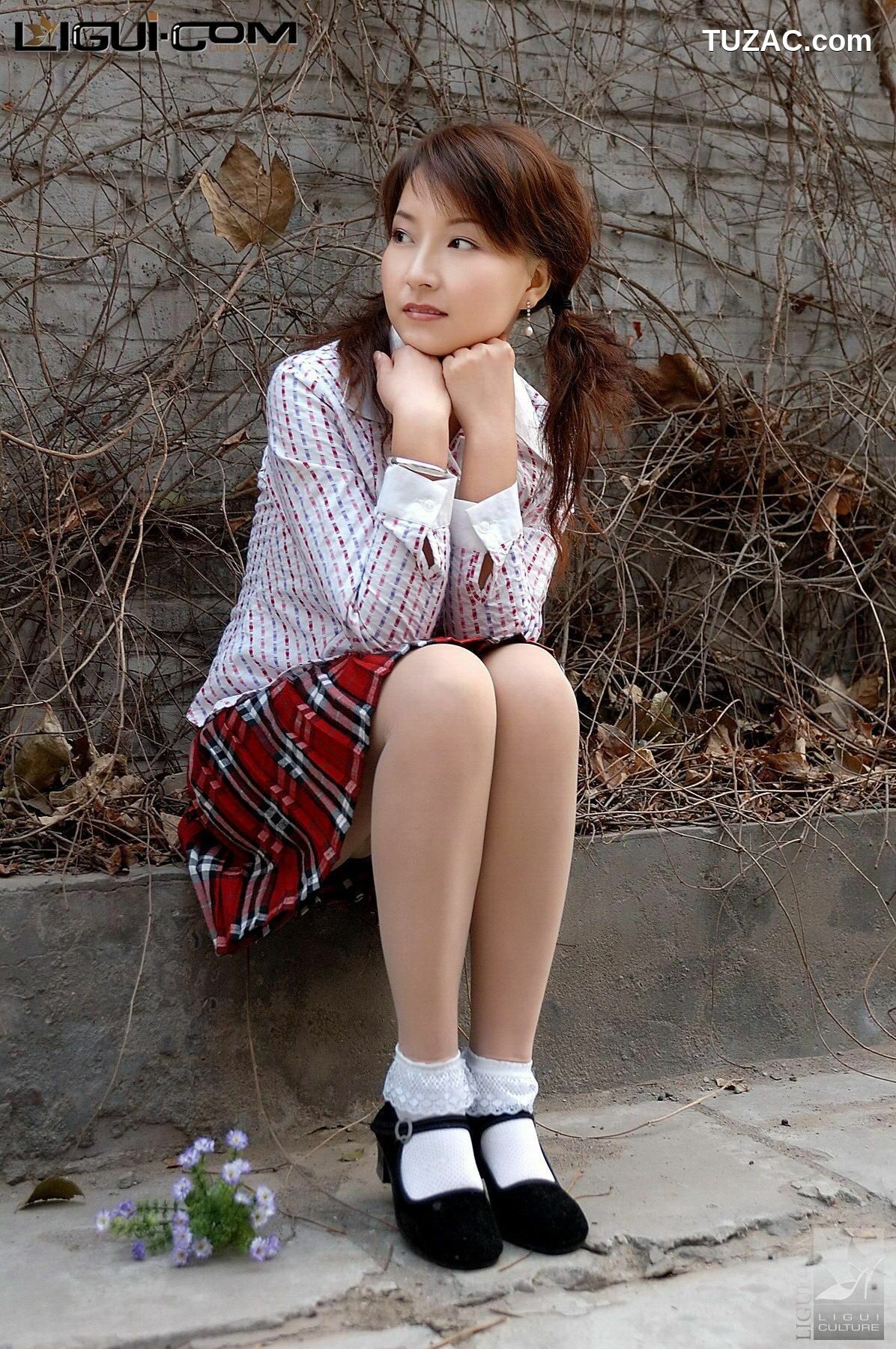 丽柜_ Model 英子《初恋布鞋女孩》丝足写真图片[70P]