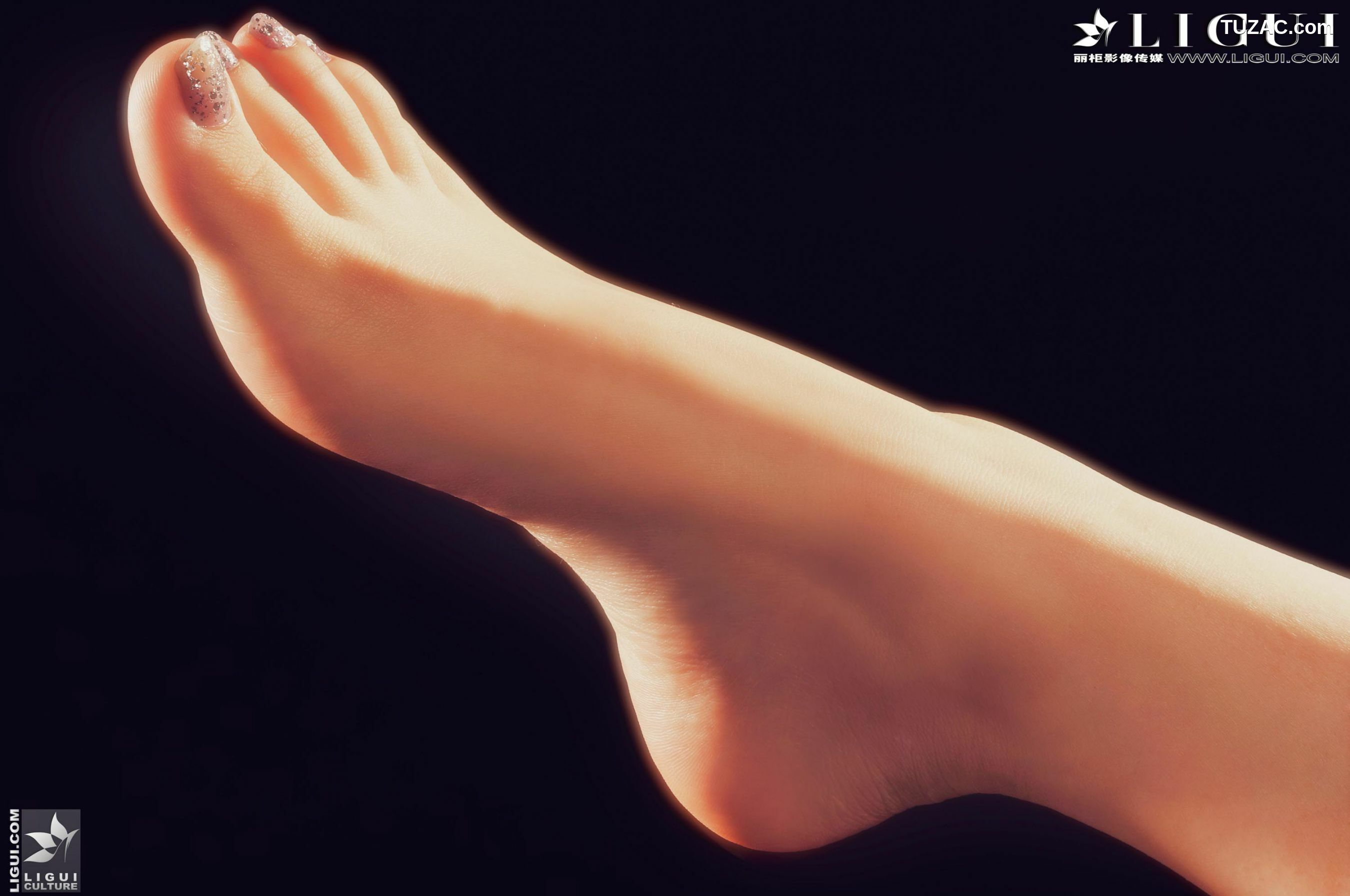 丽柜_Model CC《玉足》 美足写真图片[67P]