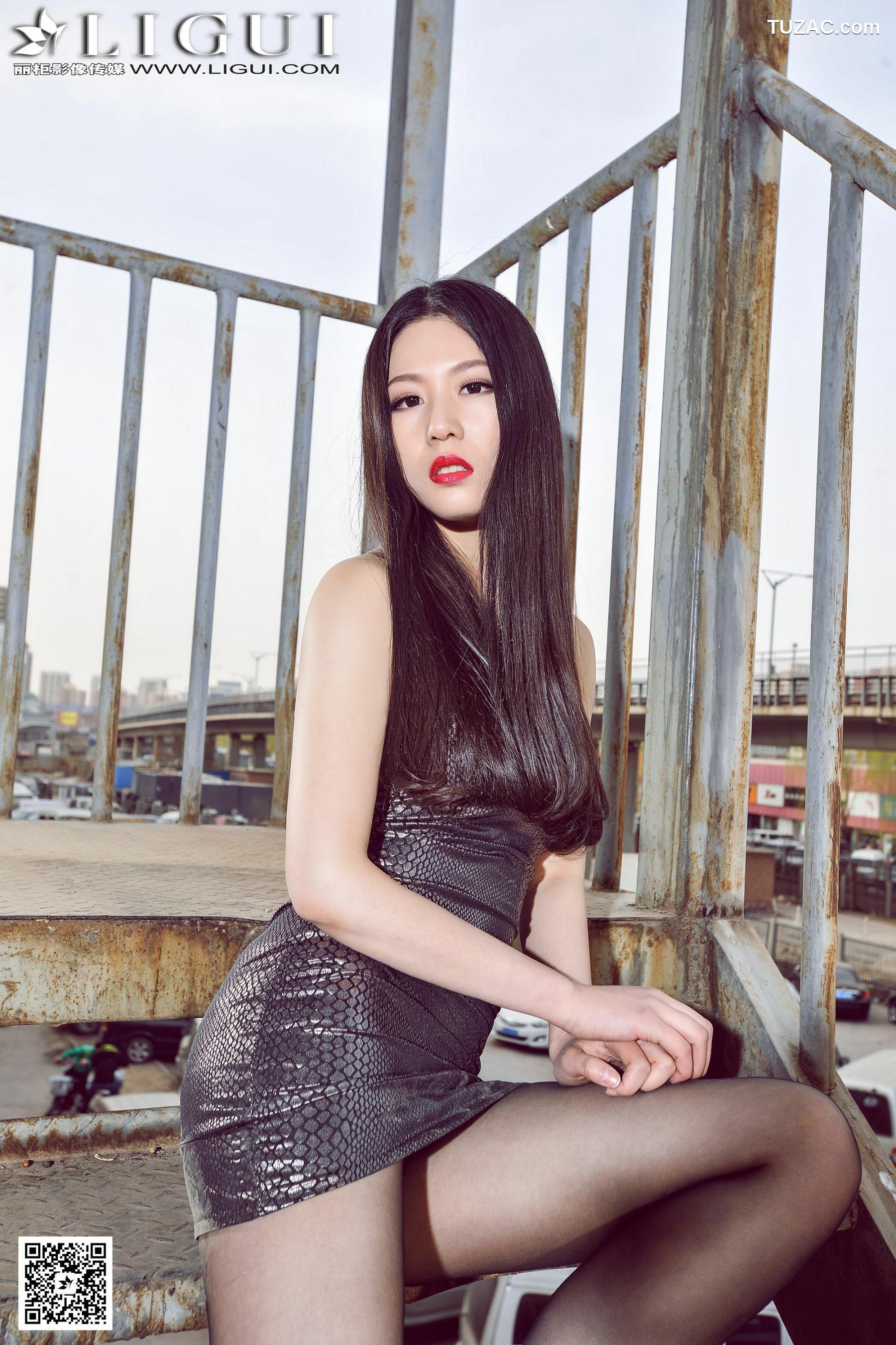 丽柜_Model 佳怡《黑丝高跟女王外拍》上下全集 美腿玉足写真图片[67P]