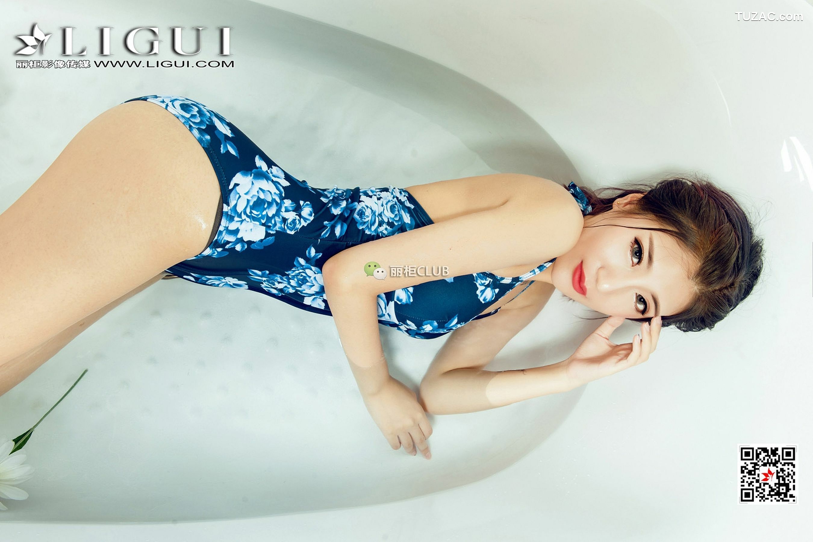 丽柜_Model 悠悠《浴缸玉足》 写真集[69P]