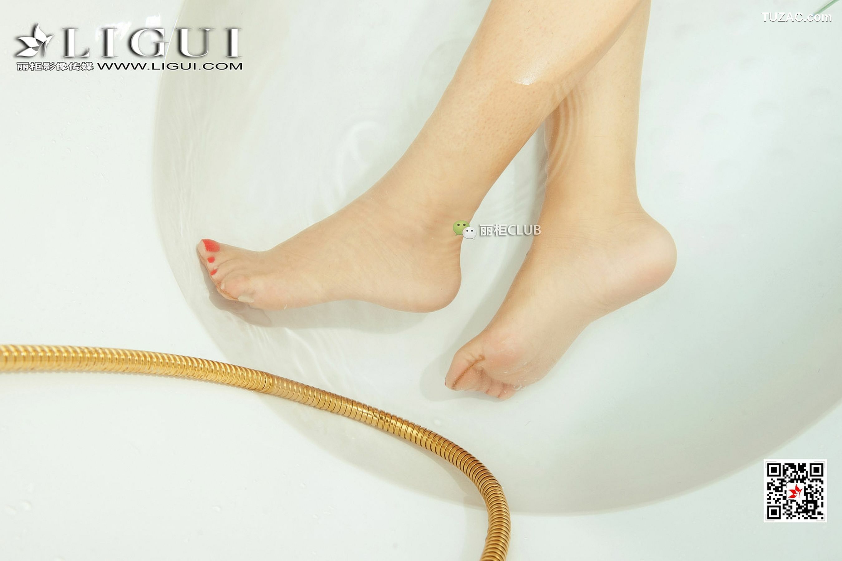 丽柜_Model 悠悠《浴缸玉足》 写真集[69P]