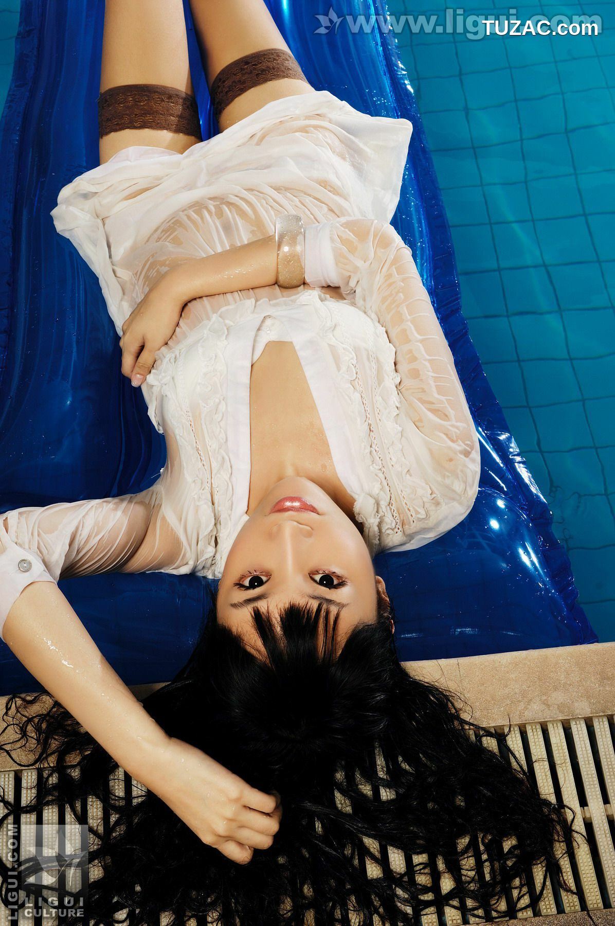 丽柜_Model 程海伦《美轮美奂风姿乍现》 美腿玉足写真图片[133P]