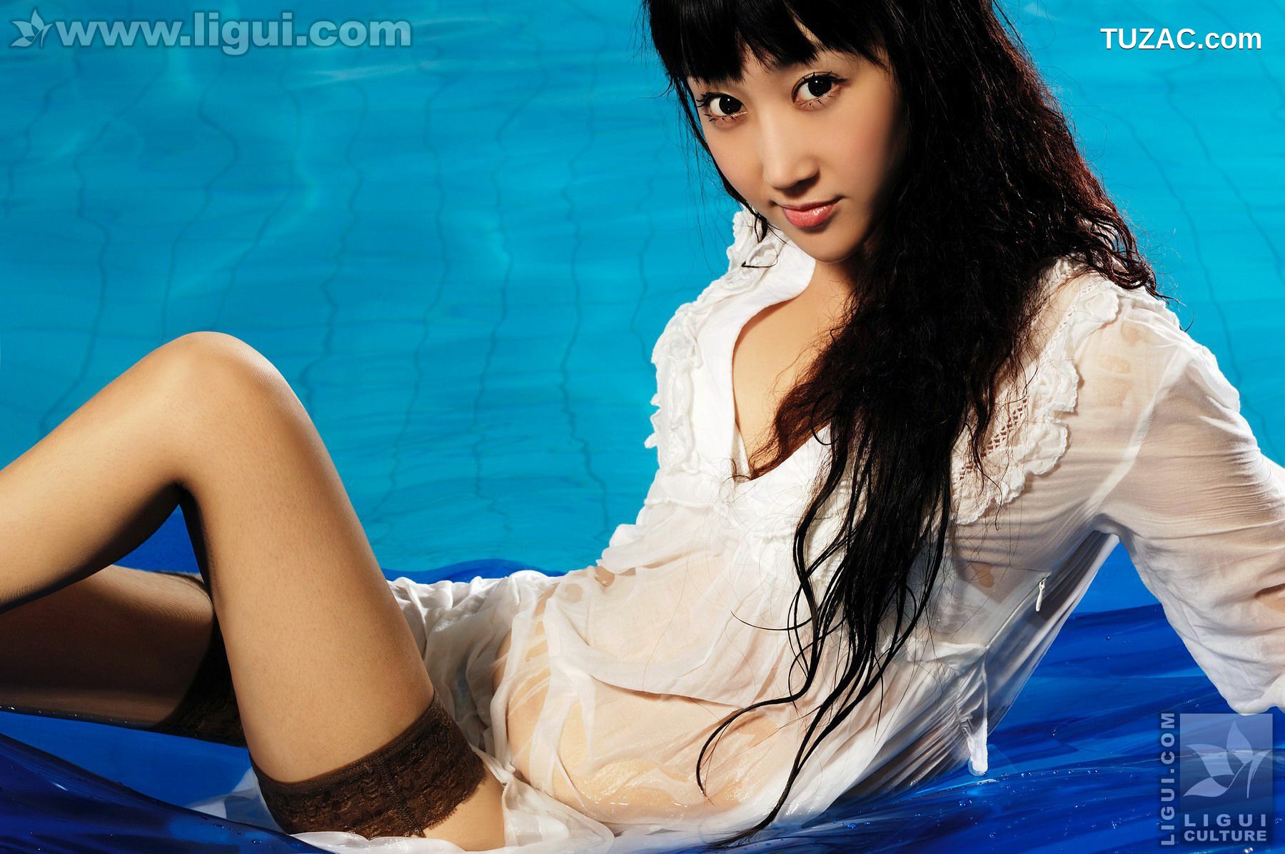 丽柜_Model 程海伦《美轮美奂风姿乍现》 美腿玉足写真图片[133P]