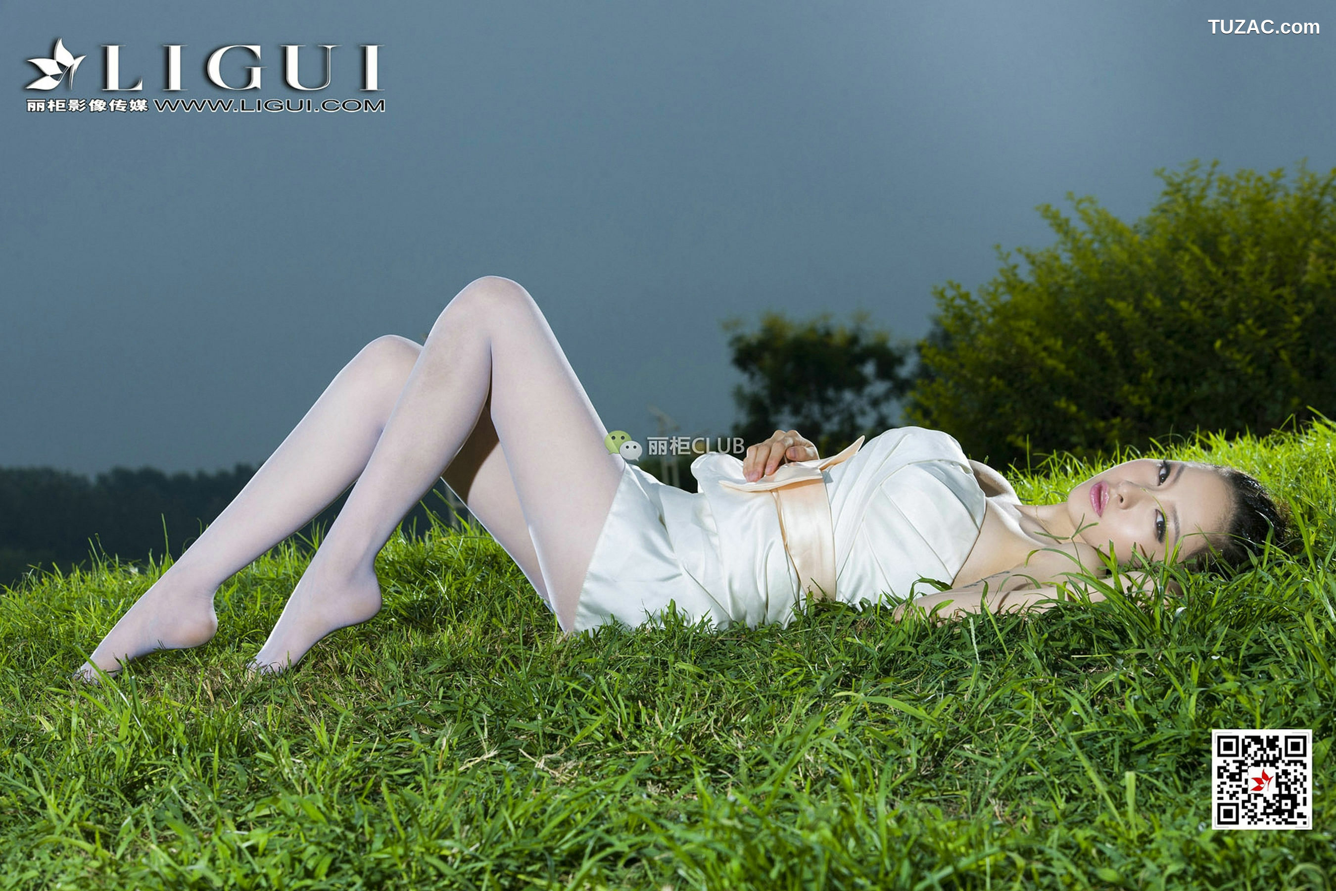 丽柜_Model 雪儿《夜空白丝》 写真集[82P]