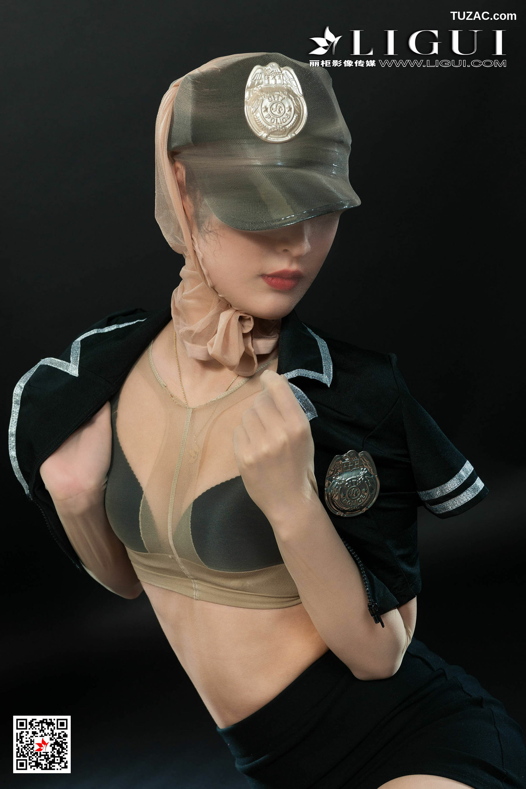 丽柜_Model 雪糕《女警丝足镣铐调教系列》 写真集[86P]