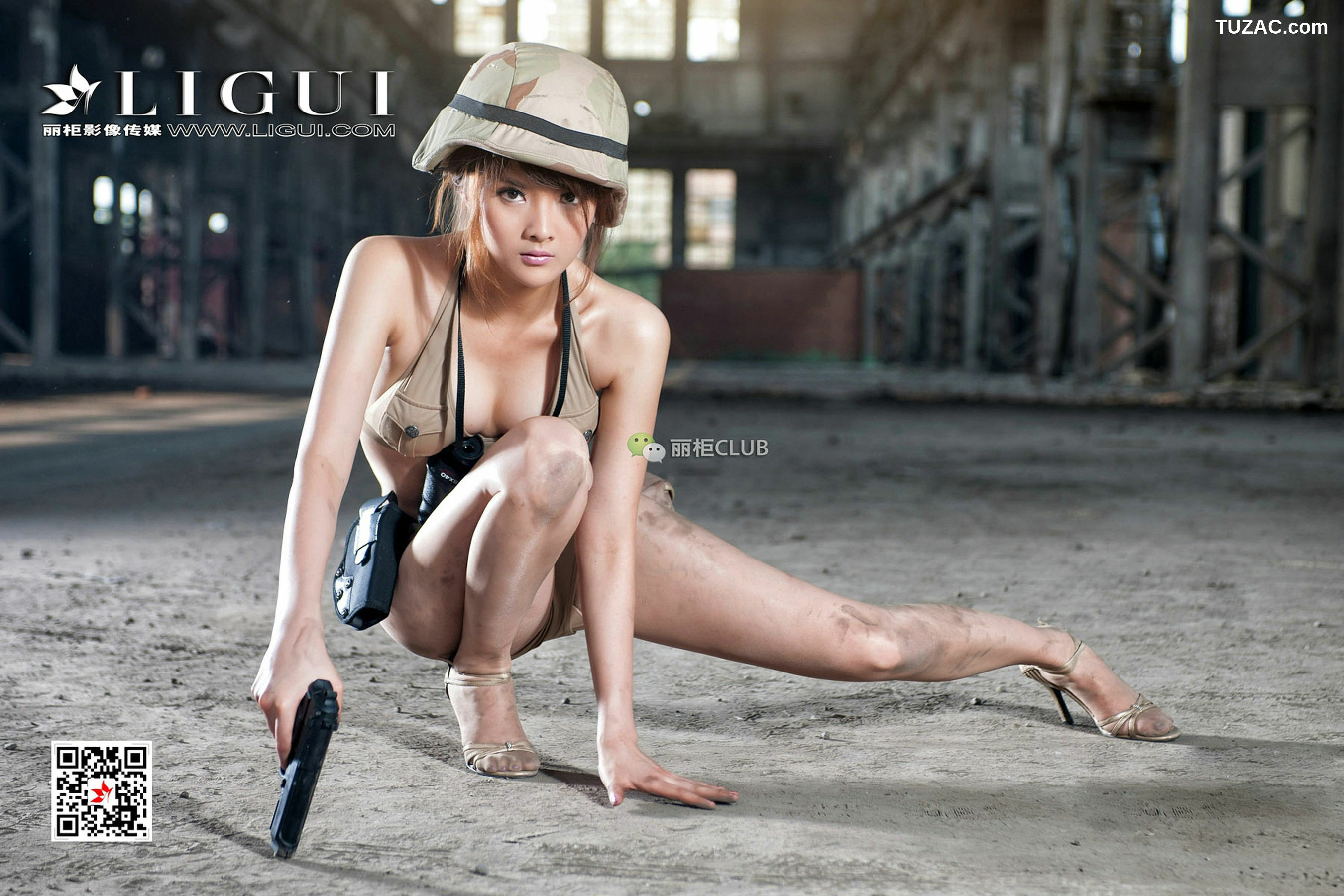 丽柜_Model 黄芬《女兵美腿丝足》 写真集[60P]