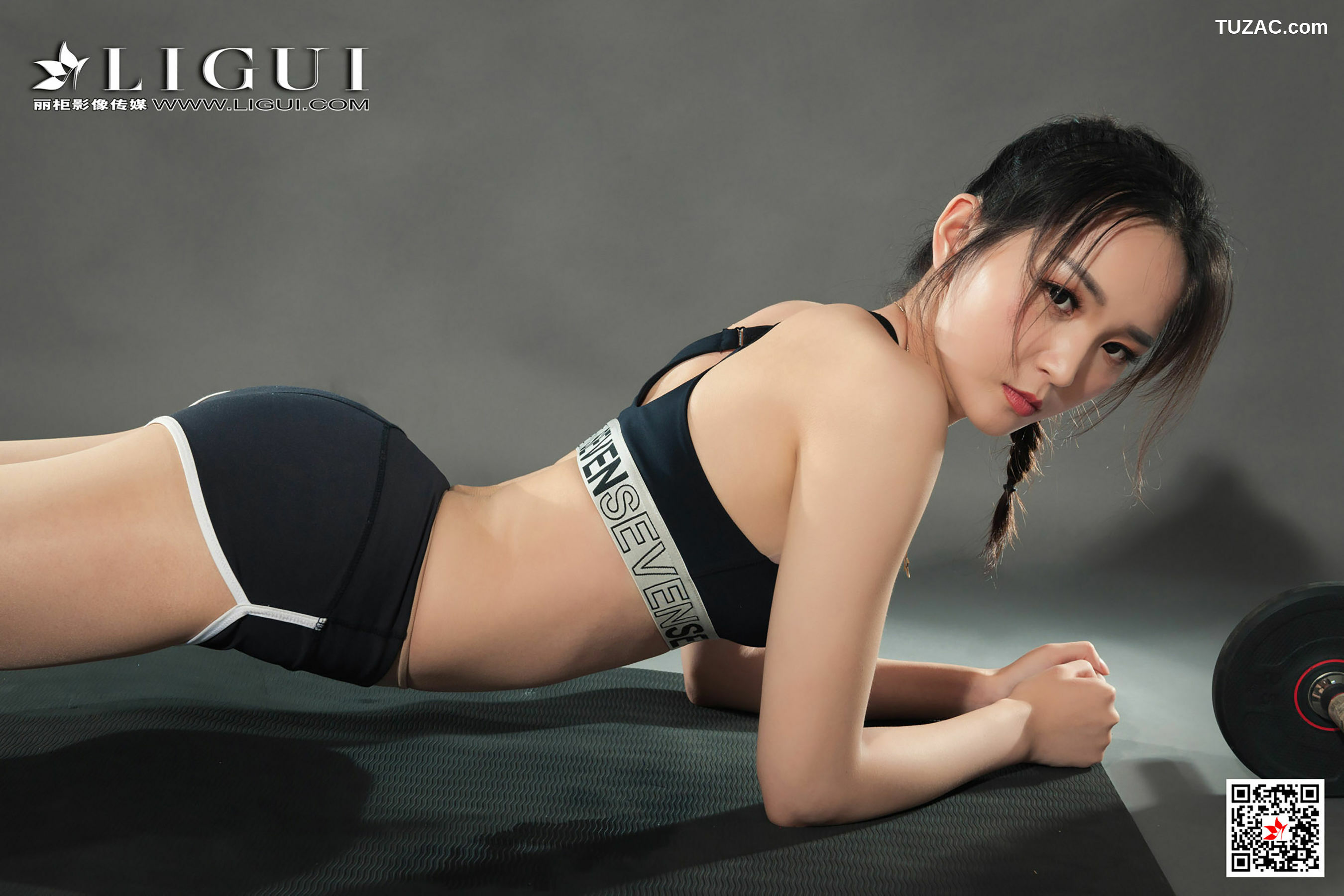 丽柜_小戈《肉丝健身教练》 写真集[54P]