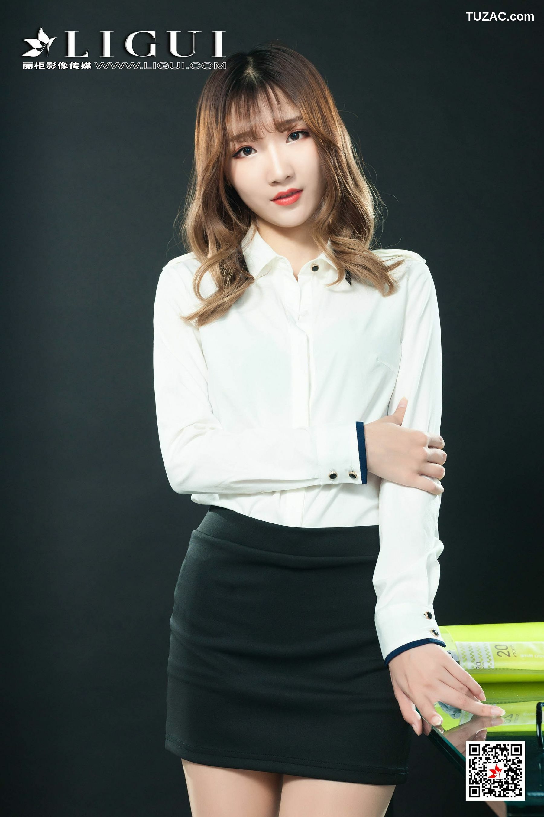 丽柜_小然然《美腿OL小姐姐》 丝足写真集[59P]