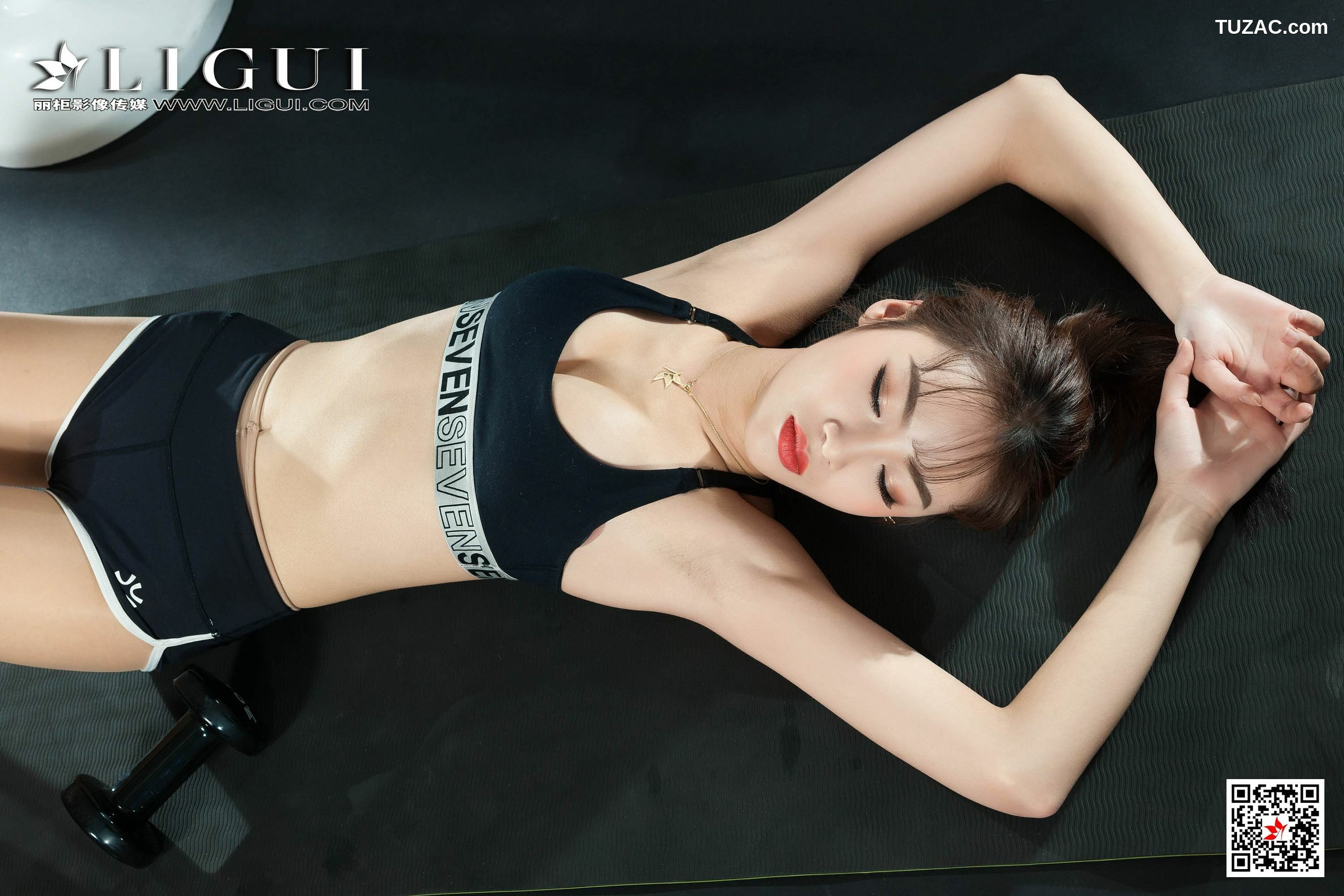 丽柜_腿模Xilly《健身丝足》 写真集[64P]