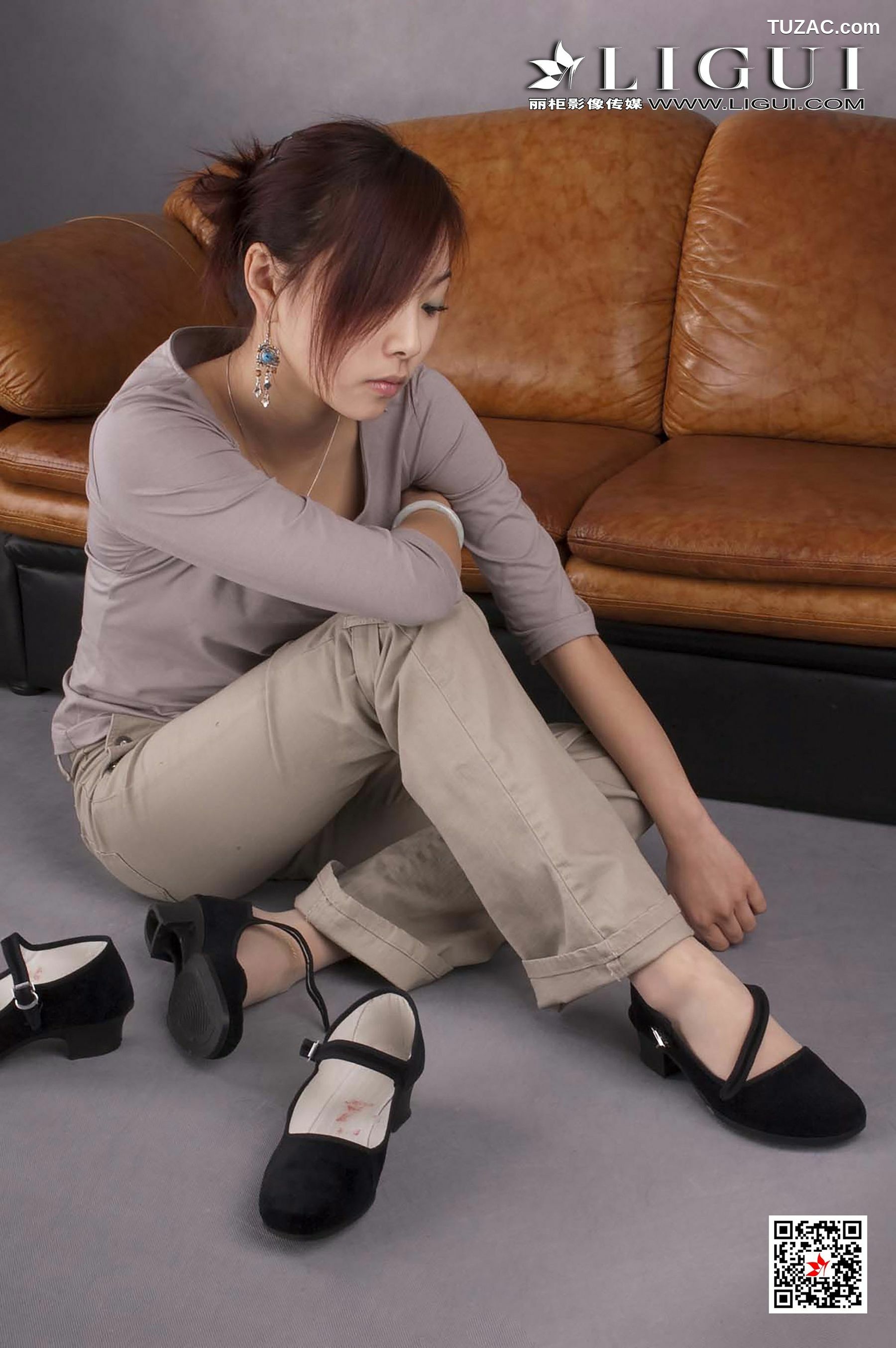 丽柜_雅诗《复古美脚》 网络丽人 写真集[79P]