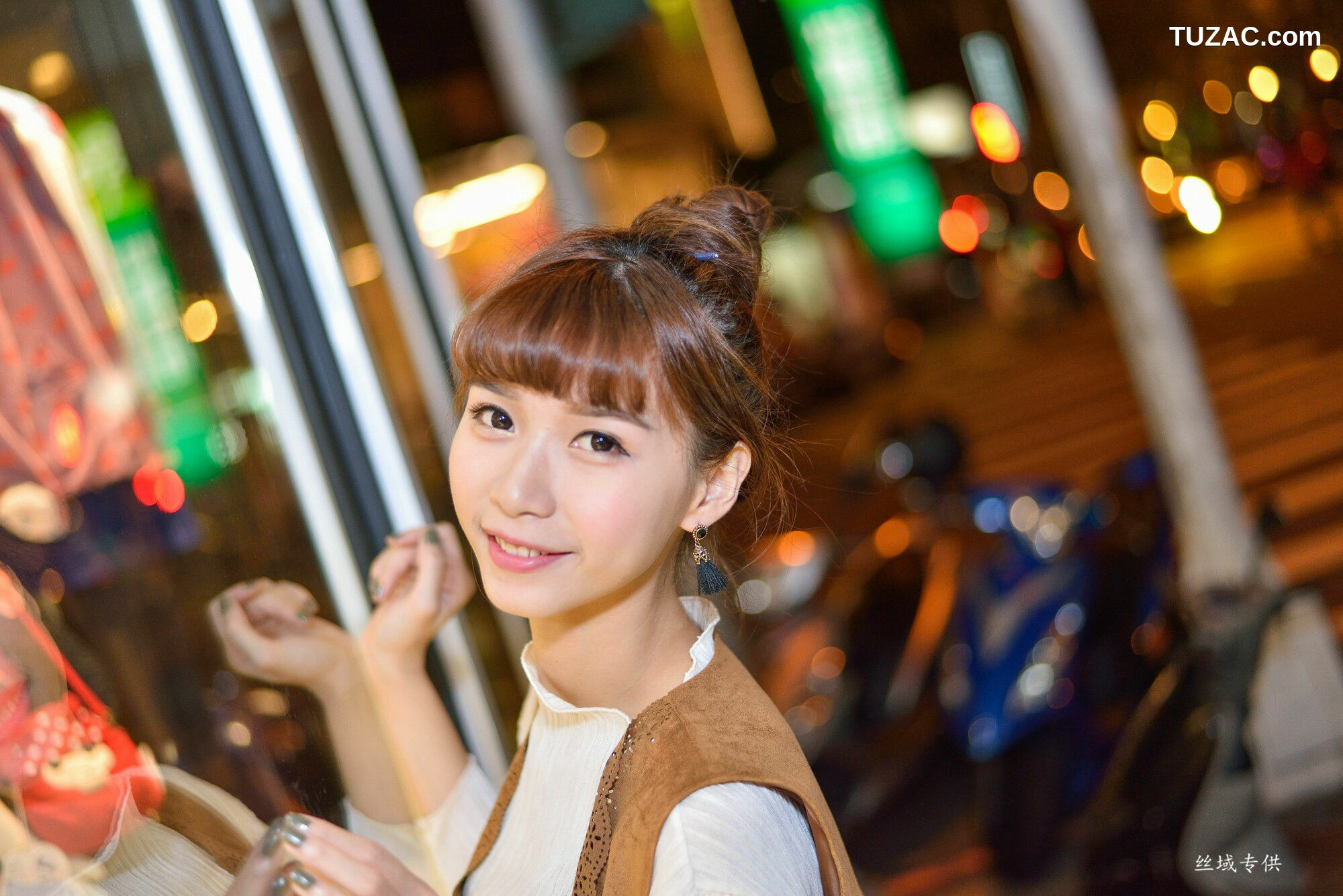 台湾正妹_ TiTi Yang《國美夜拍》 写真集[237P]