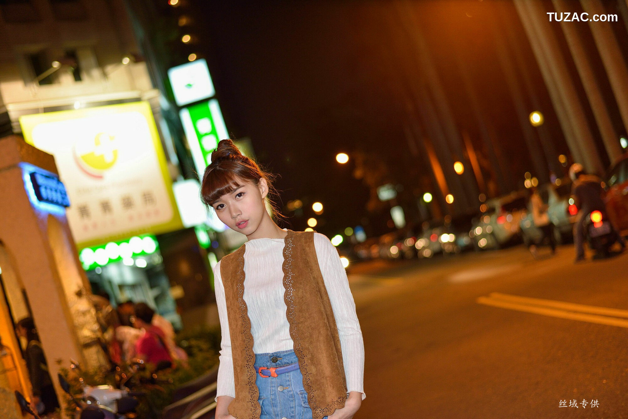 台湾正妹_ TiTi Yang《國美夜拍》 写真集[237P]