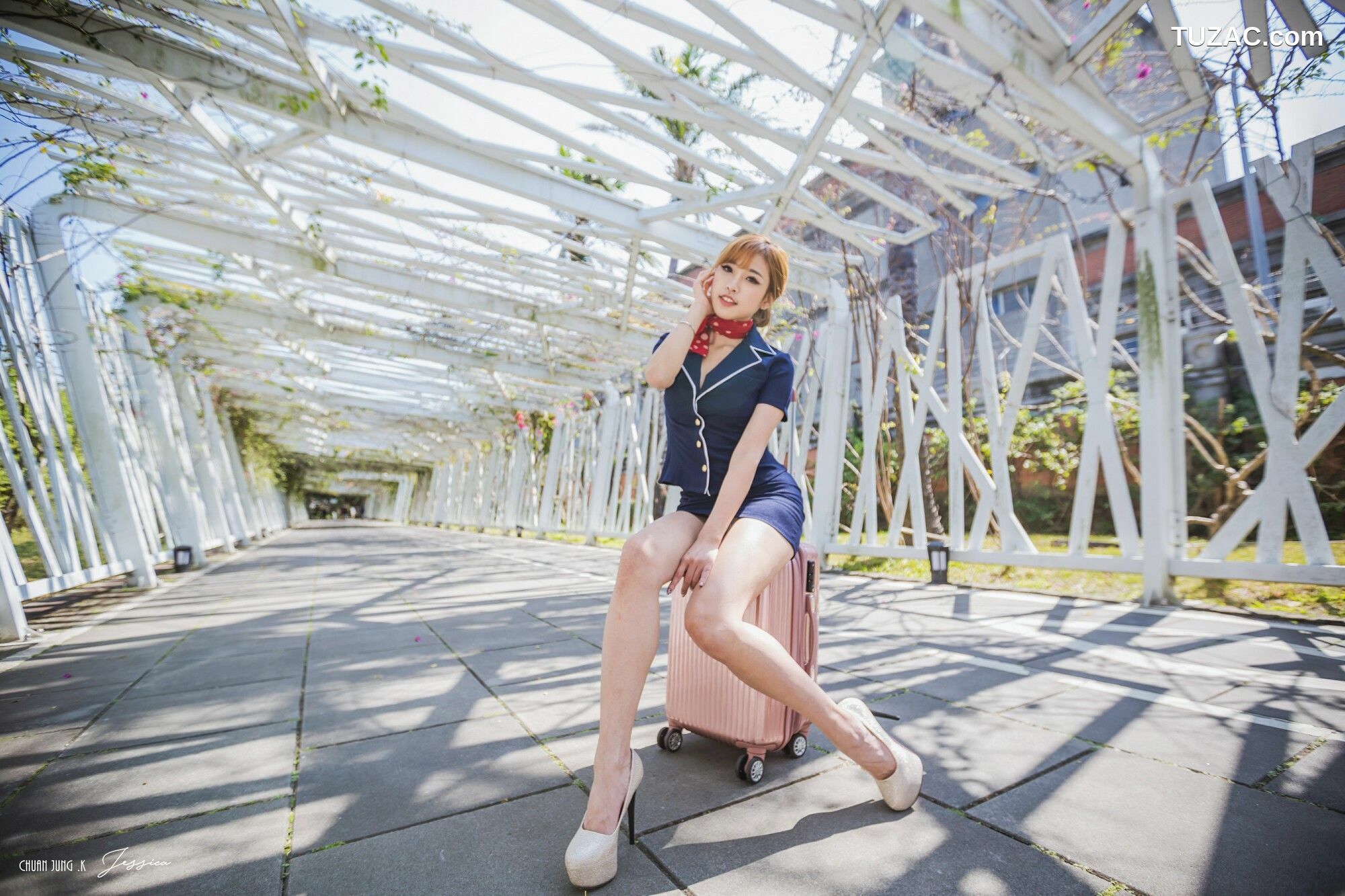 台湾正妹_ 卡卡儿《美丽空姐》写真集[34P]
