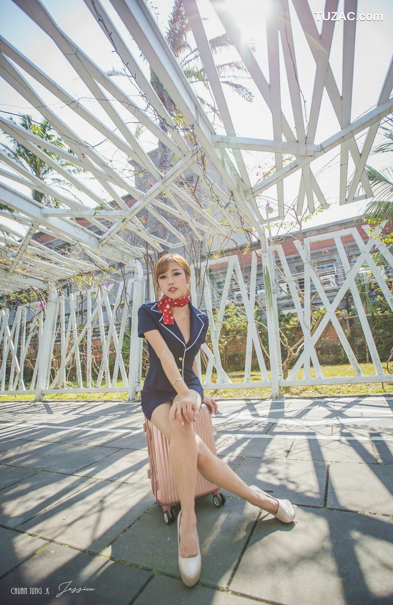 台湾正妹_ 卡卡儿《美丽空姐》写真集[34P]