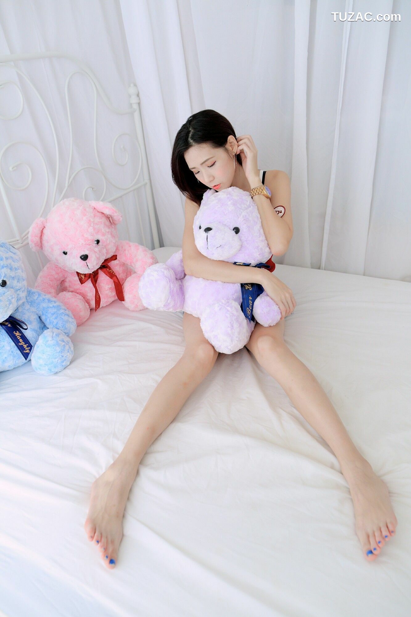 台湾正妹_ 吴诺DUDU 圣诞棚拍 写真集[76P]