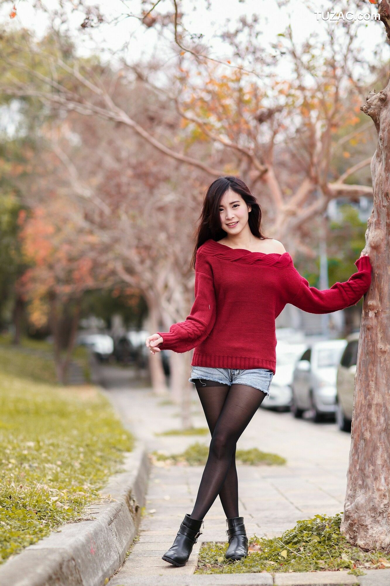台湾正妹_ 孟洁 (两套服装） 写真集[89P]