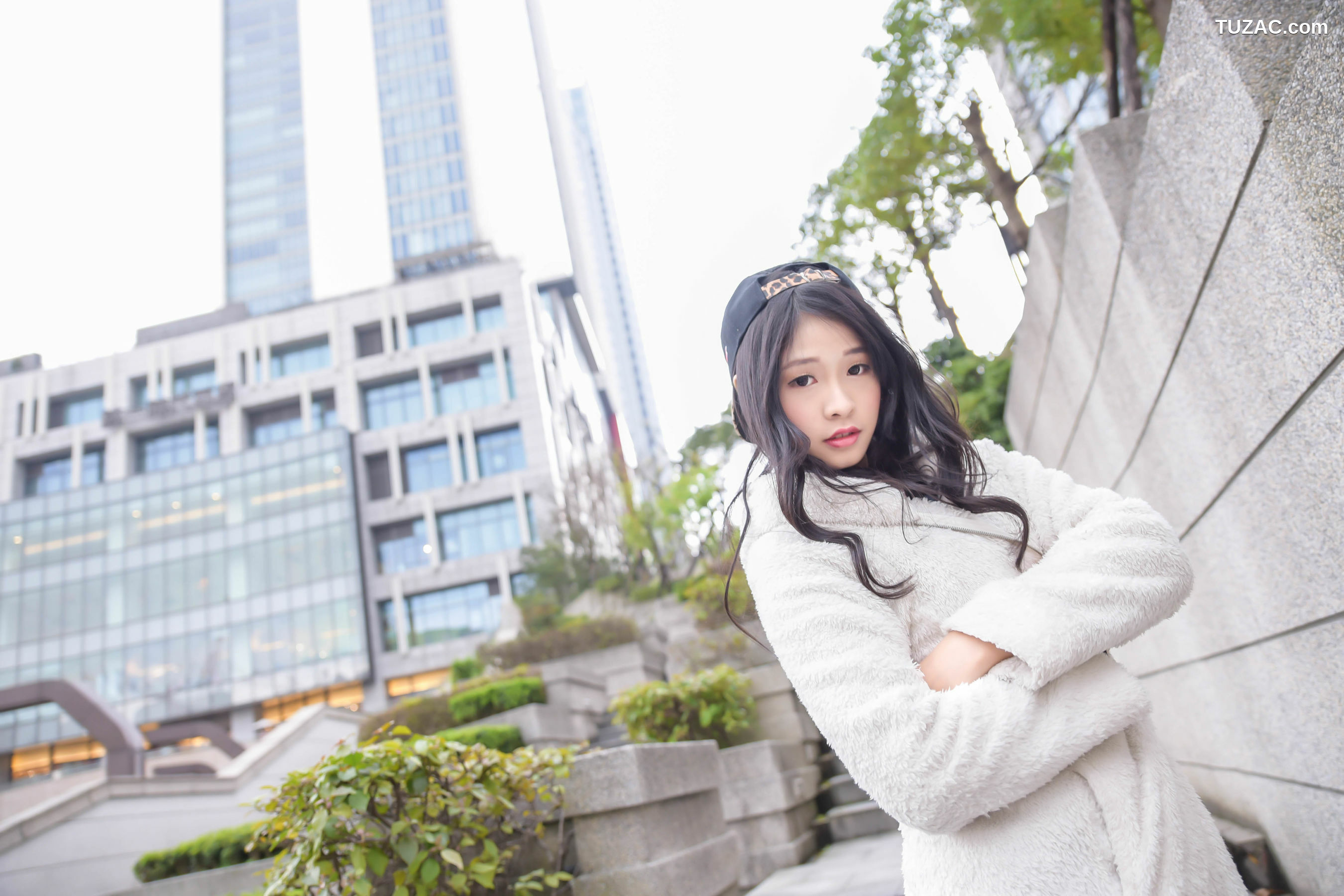 台湾正妹_ 小枫《信義區外拍》写真集[94P]