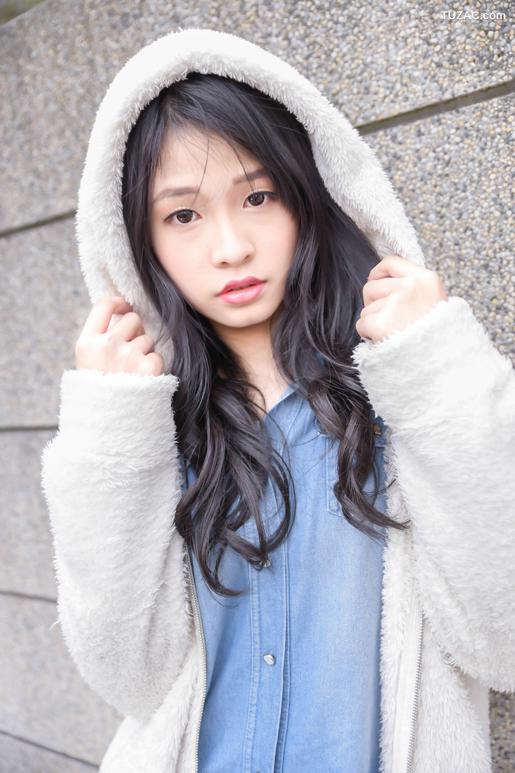 台湾正妹_ 小枫《信義區外拍》写真集[94P]
