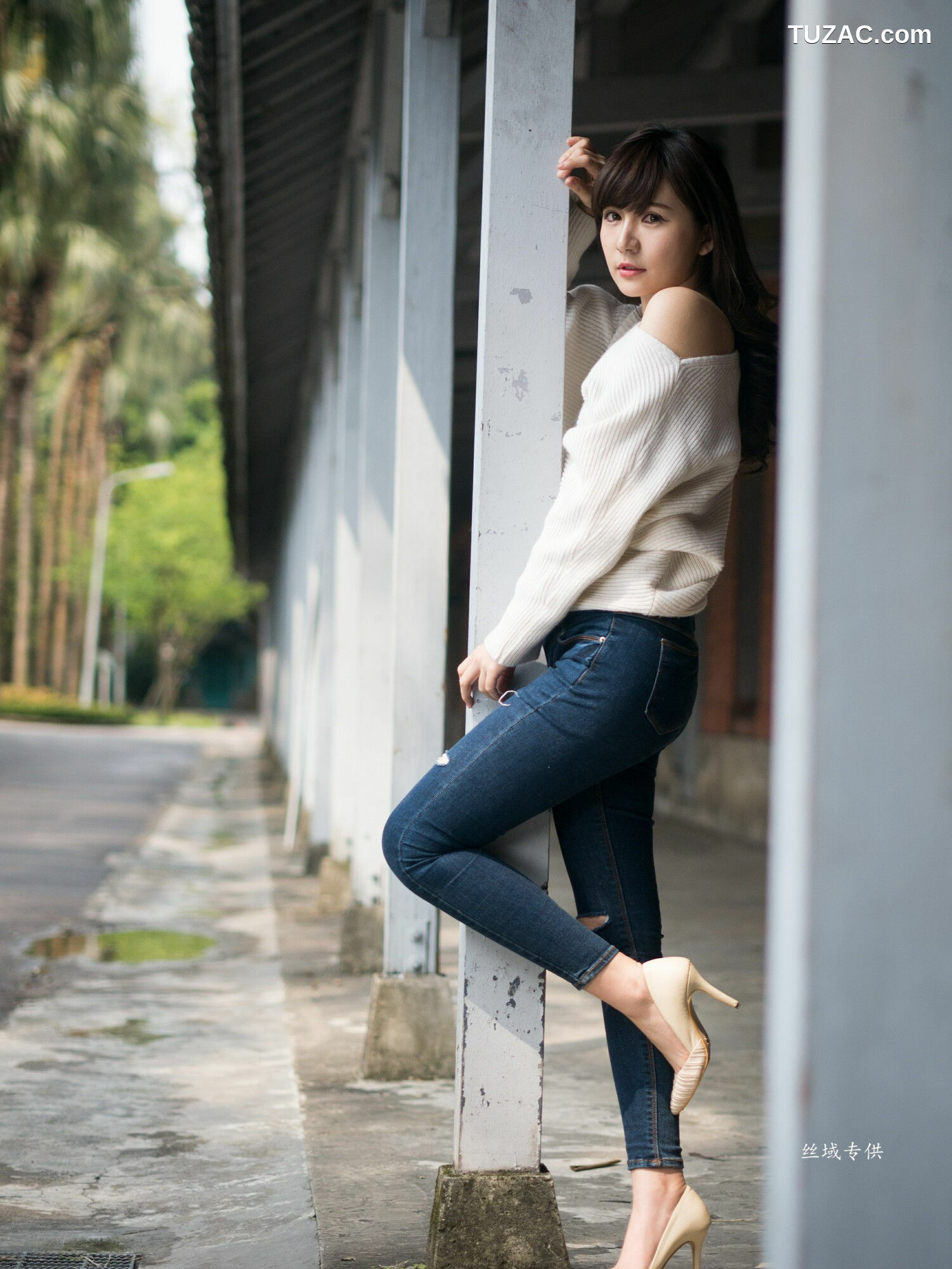 台湾正妹_ 艾比《台灣大學》 写真集[158P]