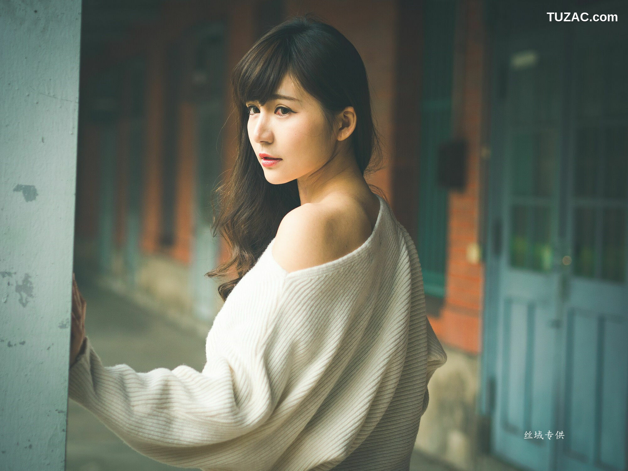 台湾正妹_ 艾比《台灣大學》 写真集[158P]