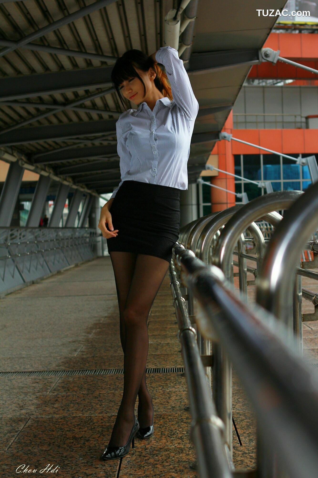 台湾正妹_ 蔡译心 - OL街拍 写真集[91P]