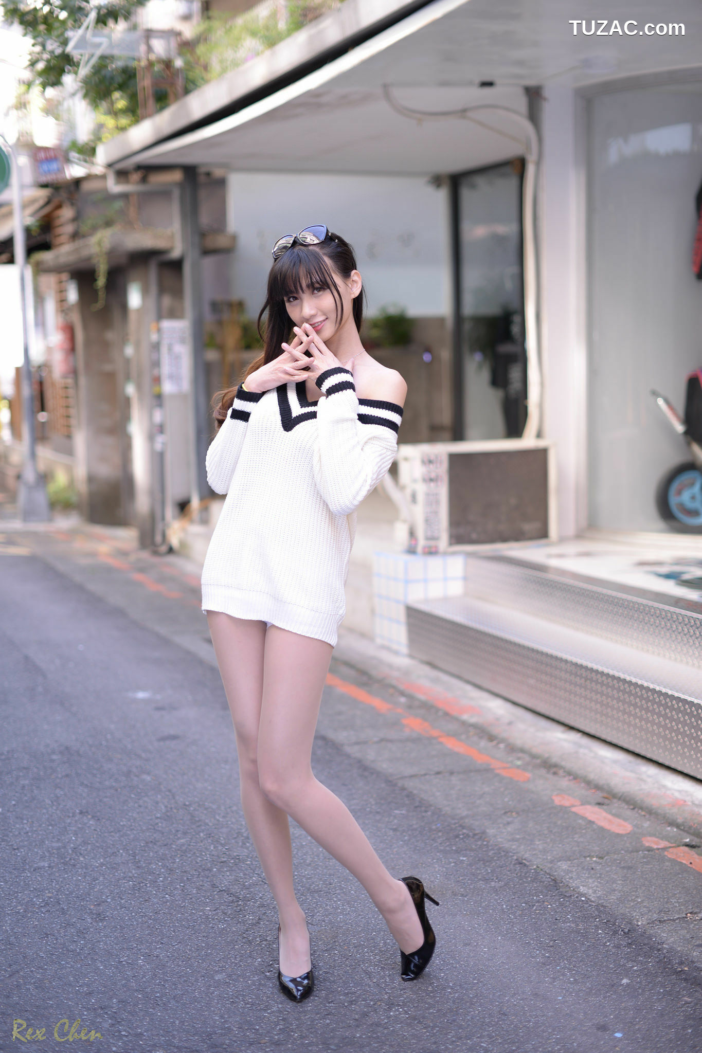 台湾正妹_ 蔡译心 - 外拍6套服装合集 写真集[91P]