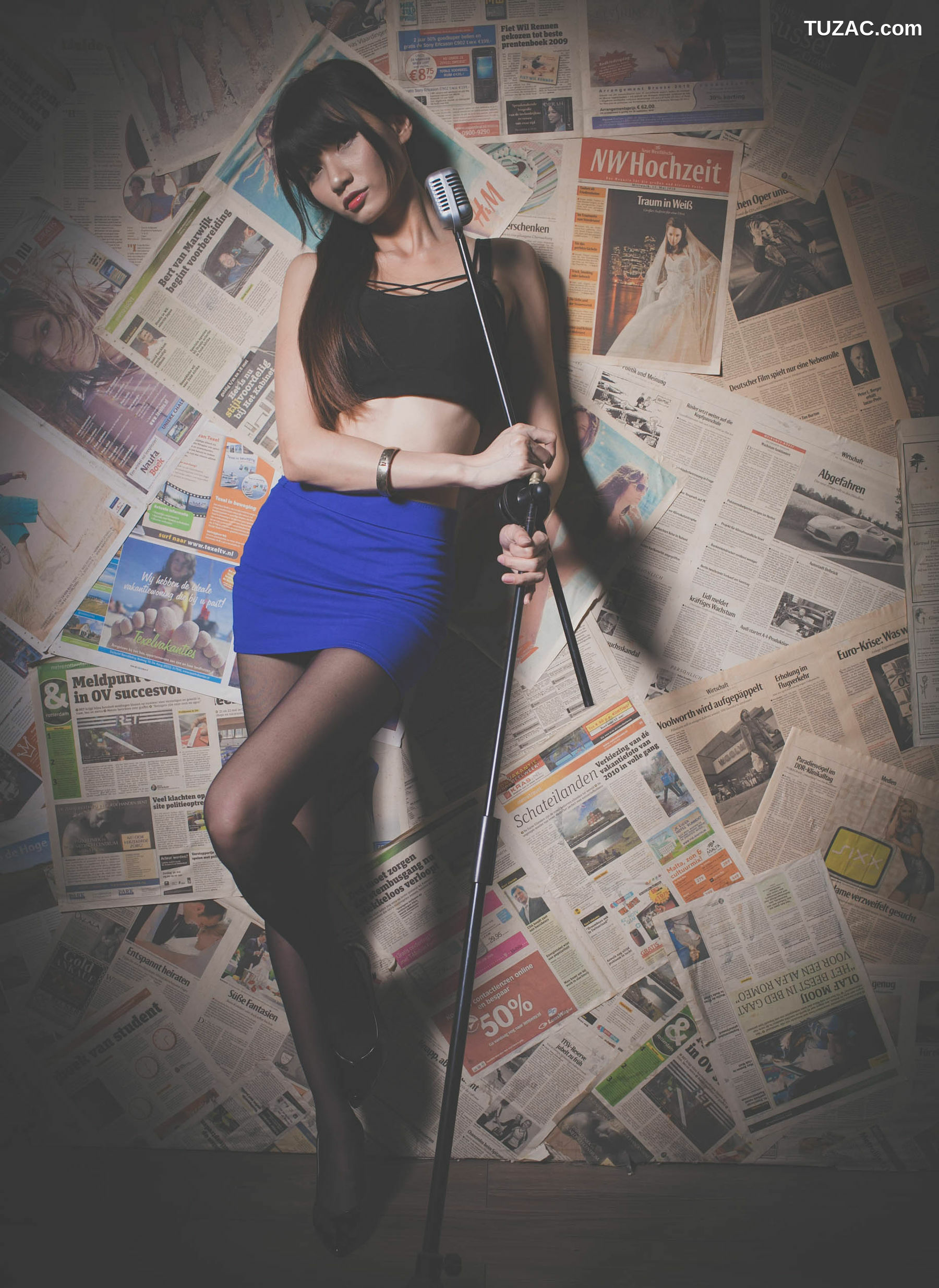 台湾正妹_ 蔡译心 - 棚拍黑丝制服美腿 写真集[98P]