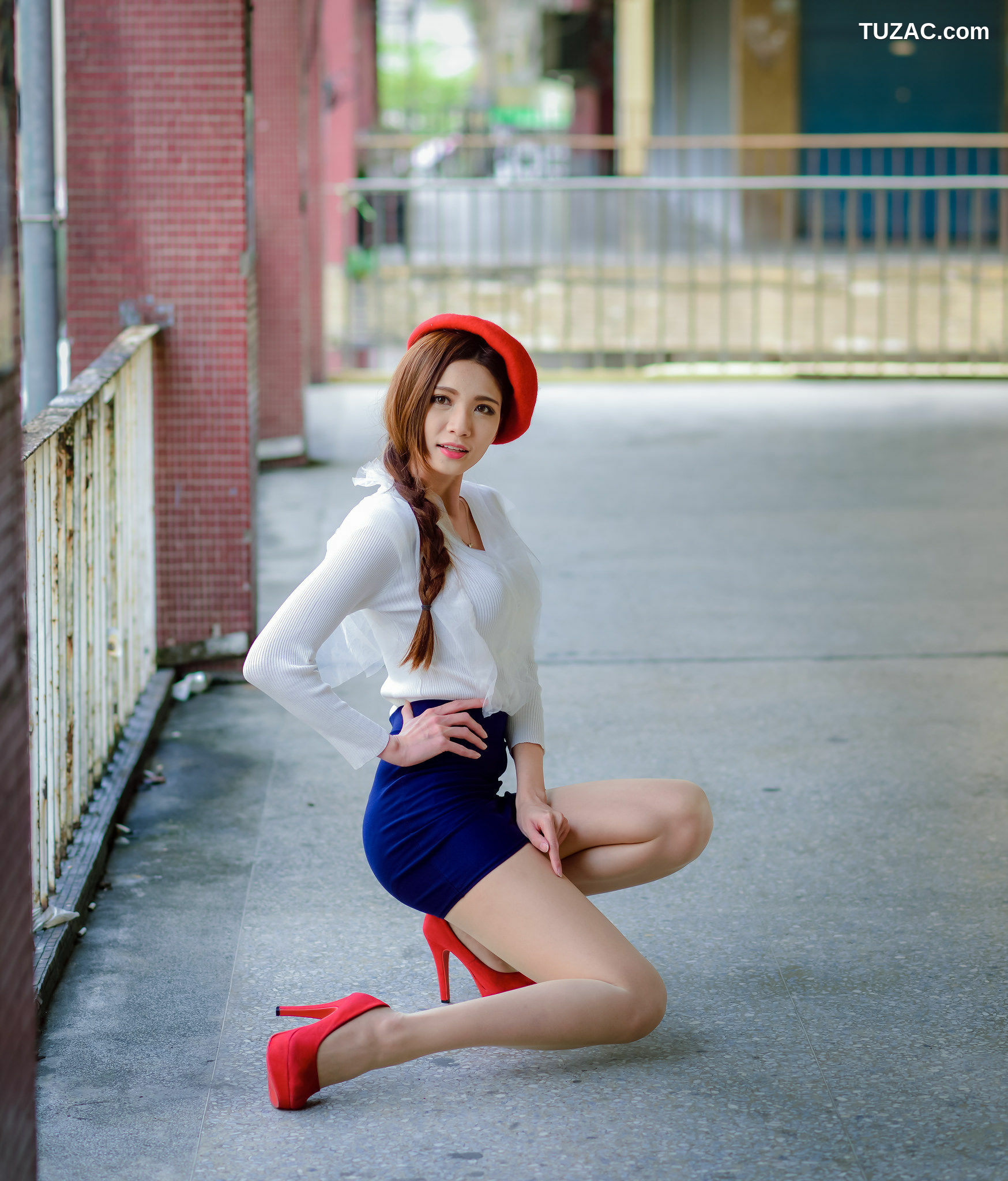 台湾正妹_ 蔡译心Candice - (三套服装） 写真集[90P]