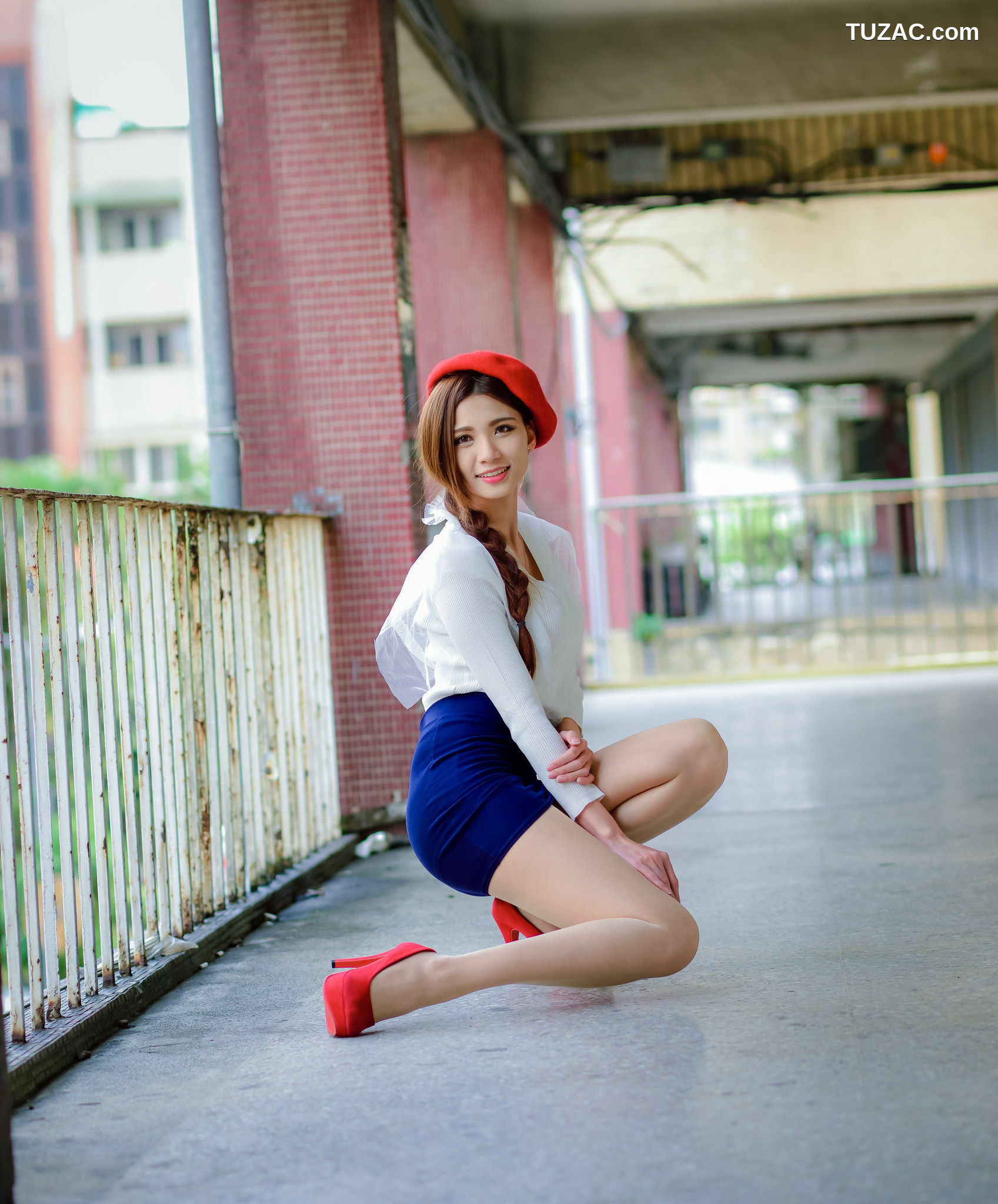 台湾正妹_ 蔡译心Candice - (三套服装） 写真集[90P]